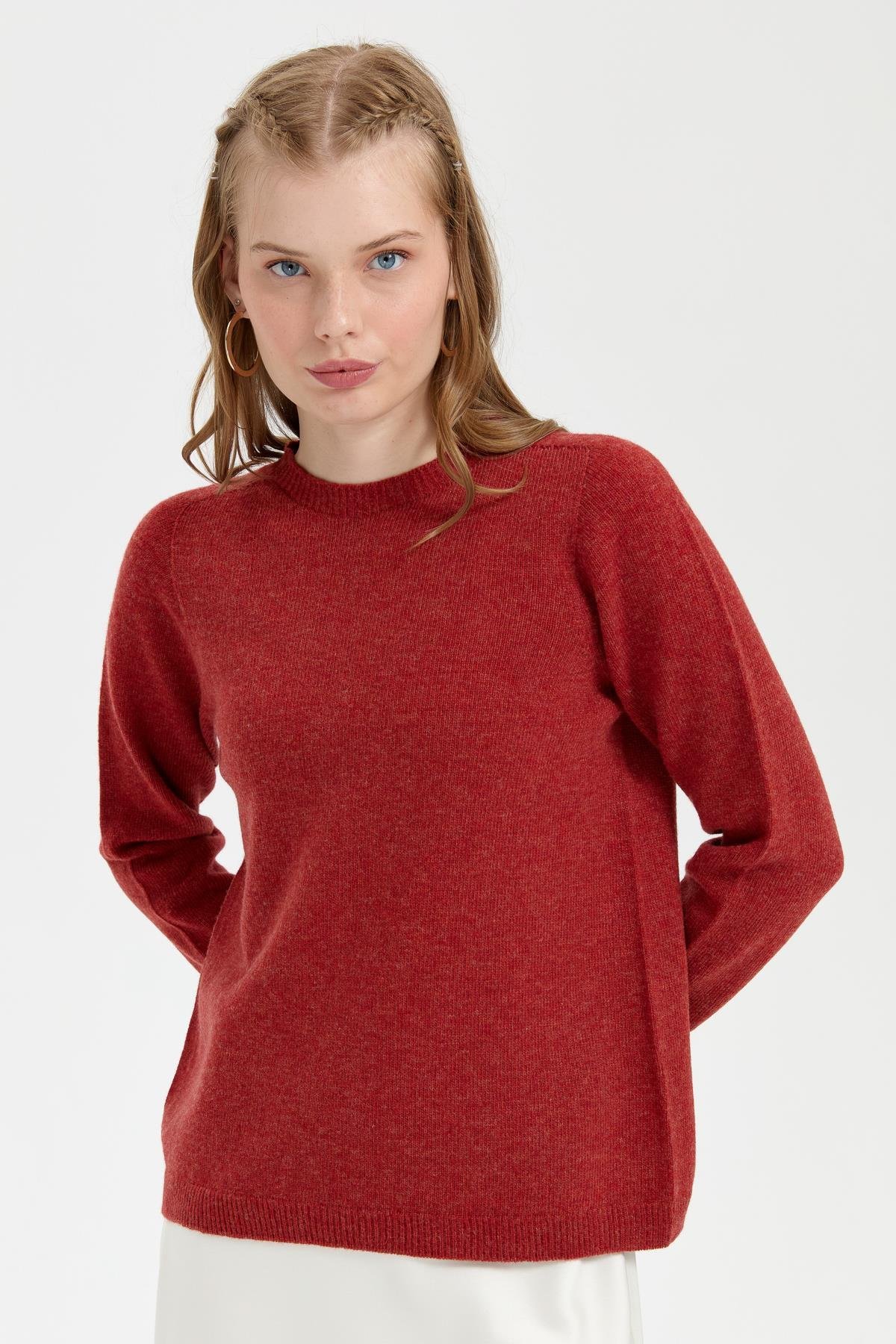 23163Kadın Sıfır Yaka Klasik Yün Kazak Kiremit