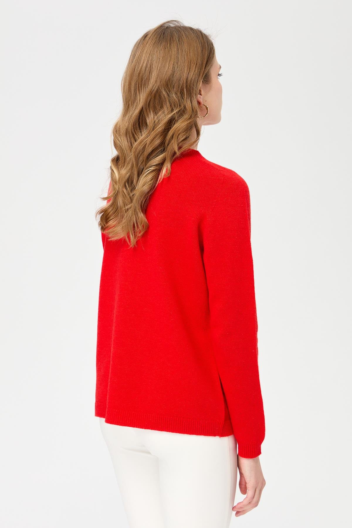 23163Kadın Sıfır Yaka Klasik Yün Kazak Mercan