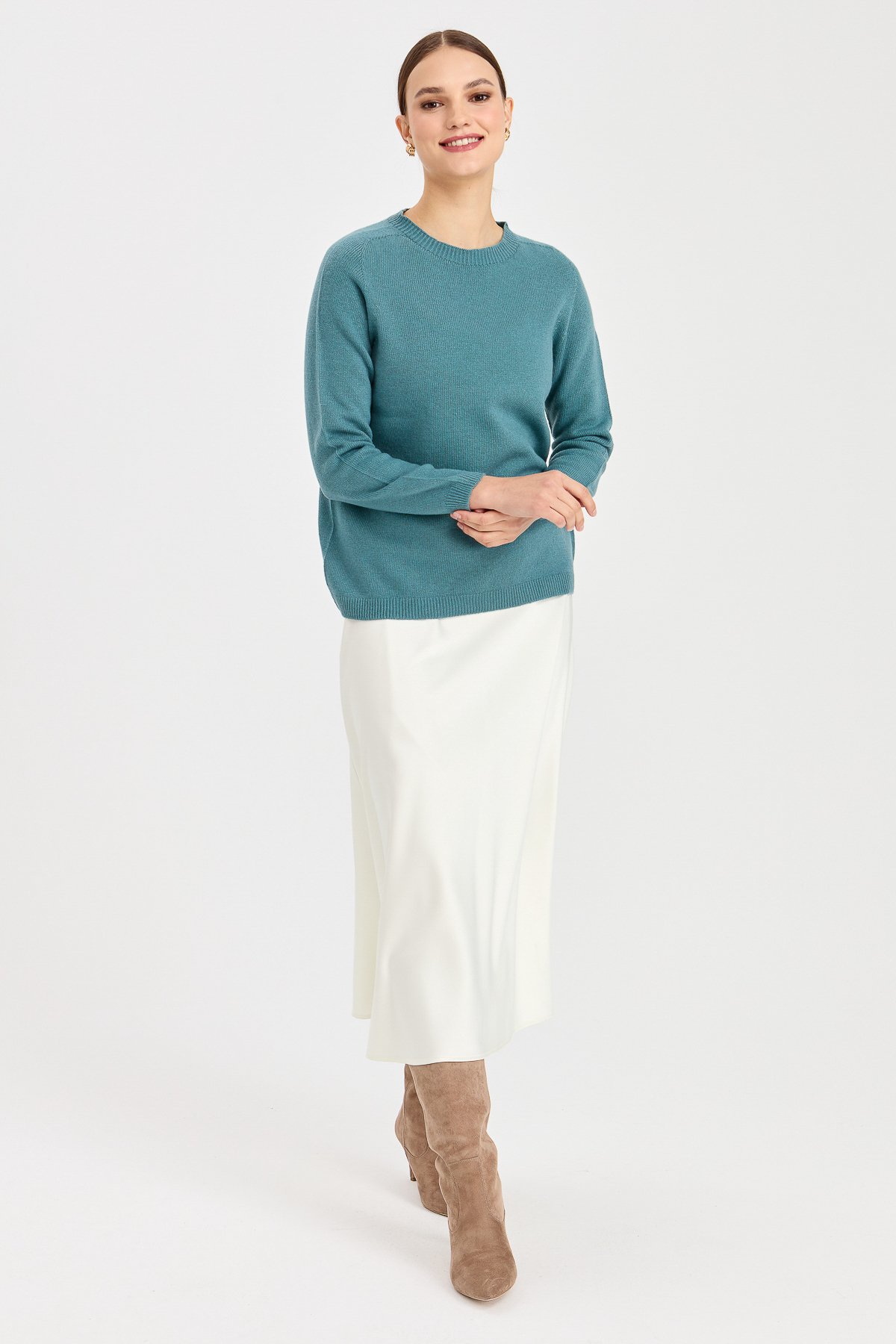 23163Kadın Sıfır Yaka Klasik Yün Kazak M.Yeşili