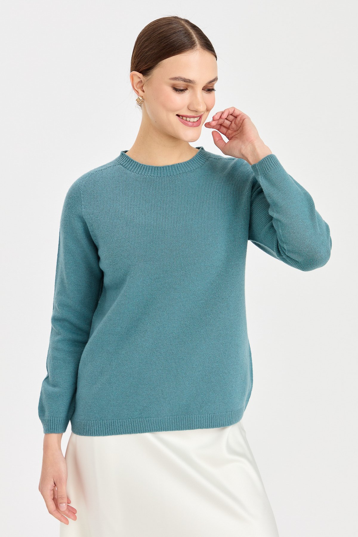 23163Kadın Sıfır Yaka Klasik Yün Kazak M.Yeşili