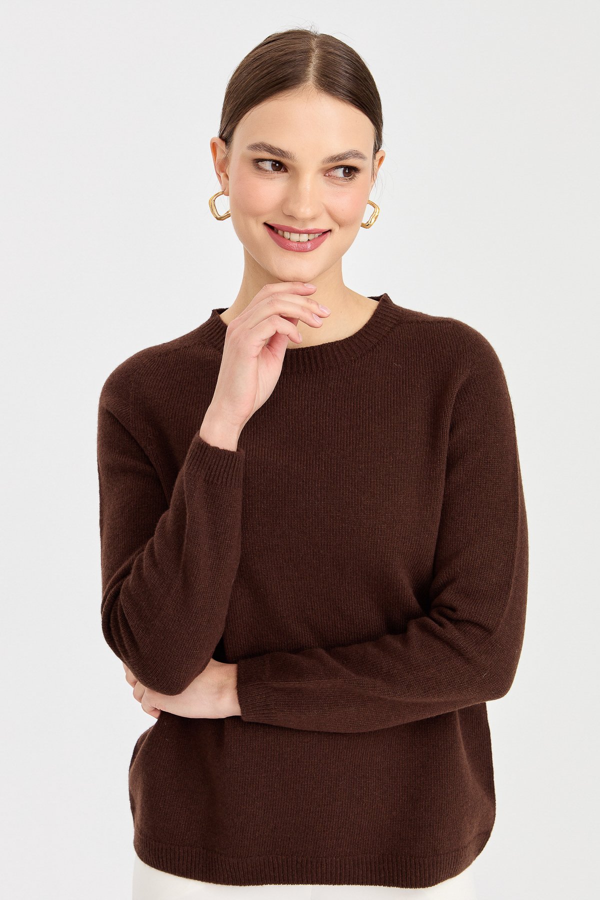 23163Kadın Sıfır Yaka Klasik Yün Kazak M.Kahve