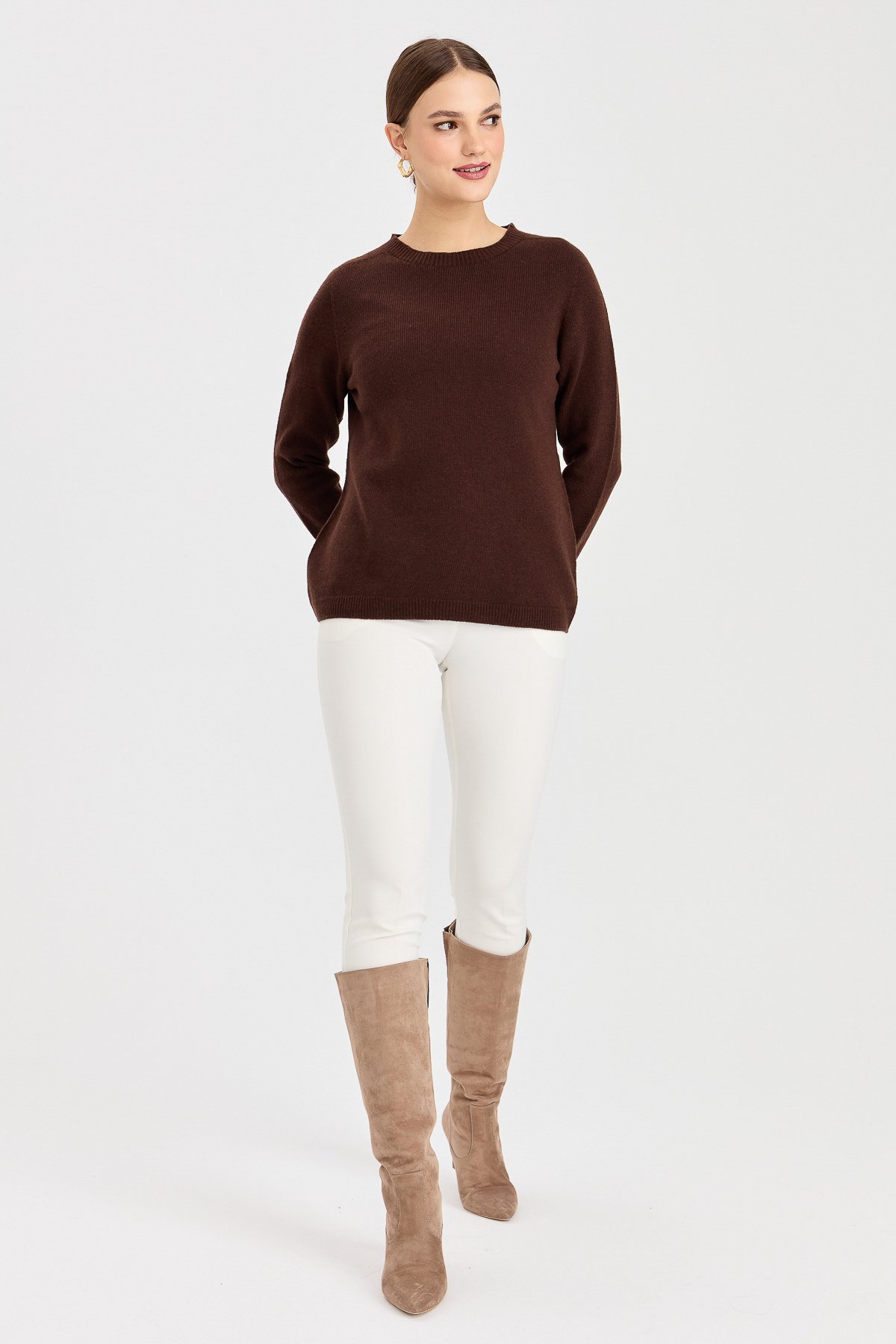 23163Kadın Sıfır Yaka Klasik Yün Kazak M.Kahve