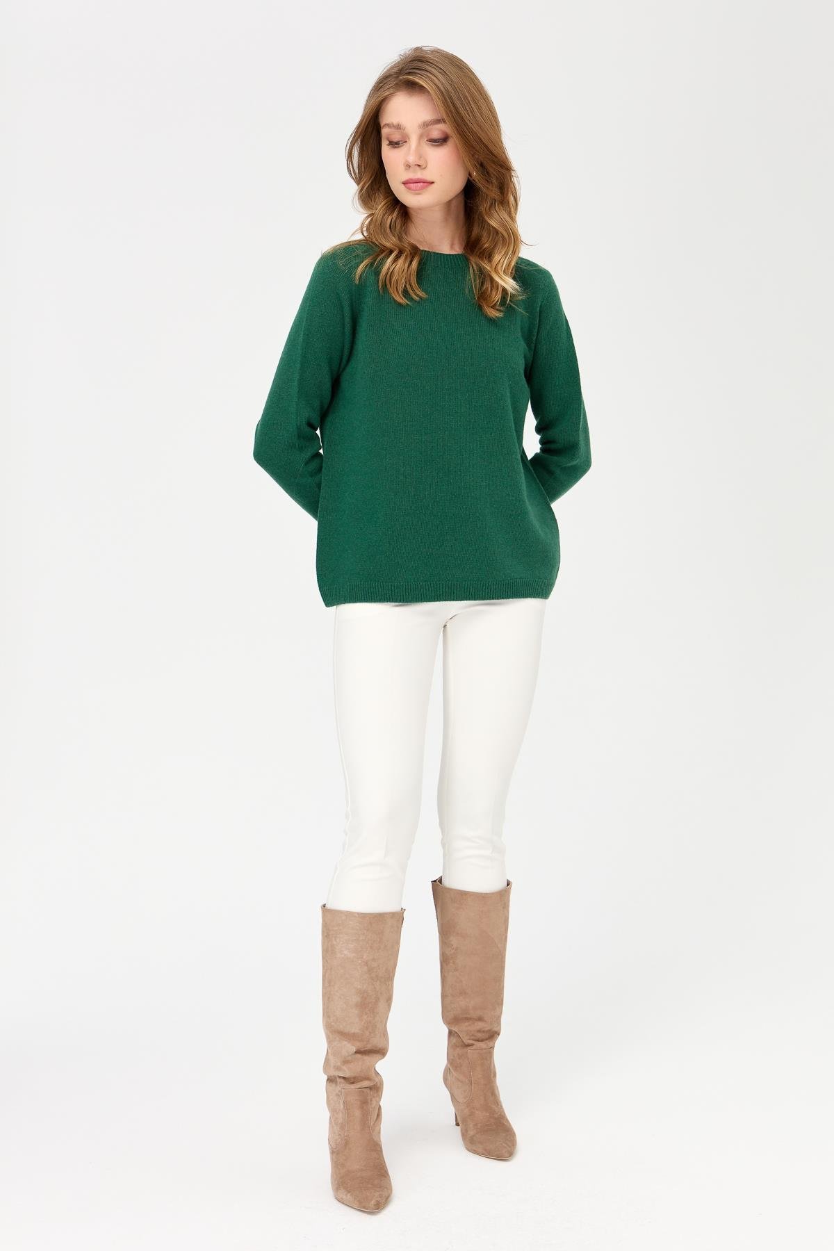 23163Kadın Sıfır Yaka Klasik Yün Kazak Ö.Başı