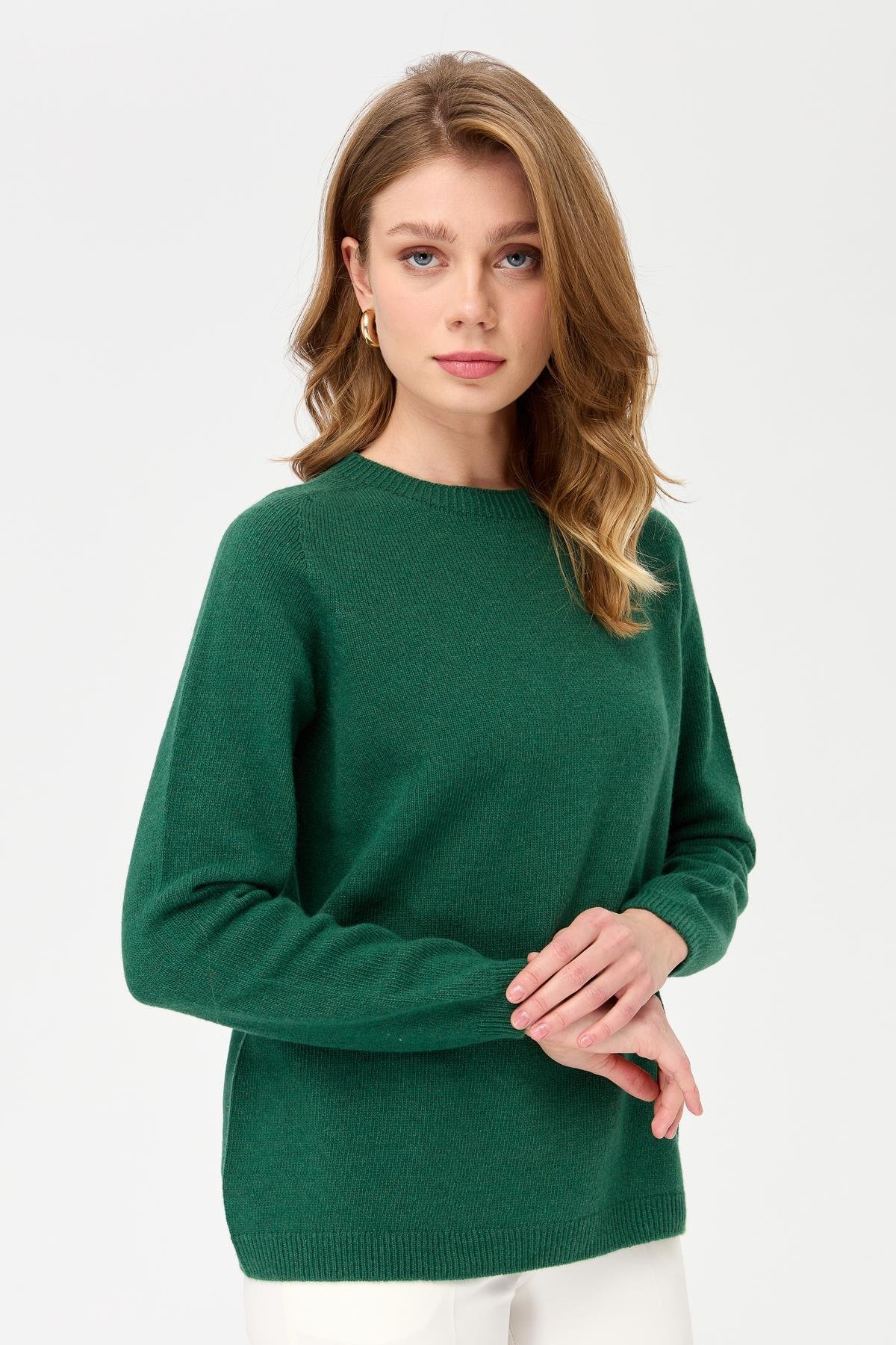 23163Kadın Sıfır Yaka Klasik Yün Kazak Ö.Başı