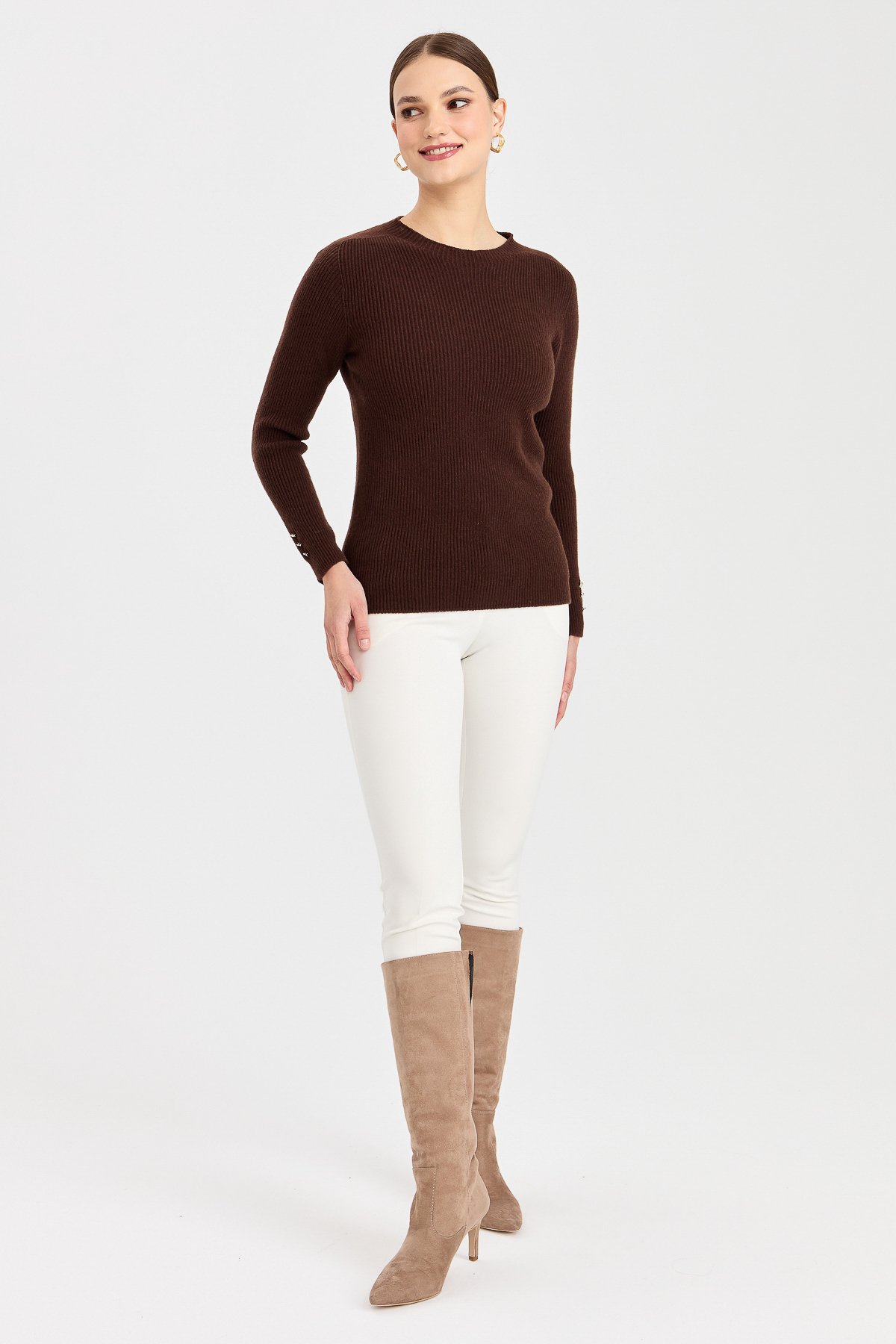 23158Kadın Sıfır Yaka Kol Ucu Düğmeli Yün Kazak M.Kahve