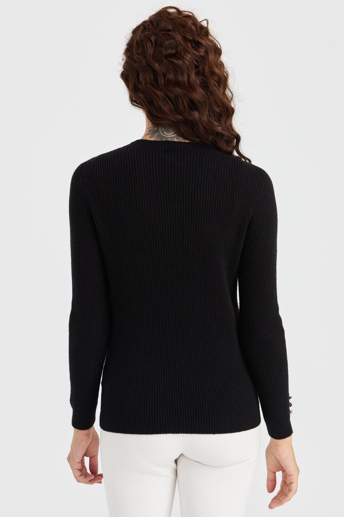 23158Kadın Sıfır Yaka Kol Ucu Düğmeli Yün Kazak Siyah