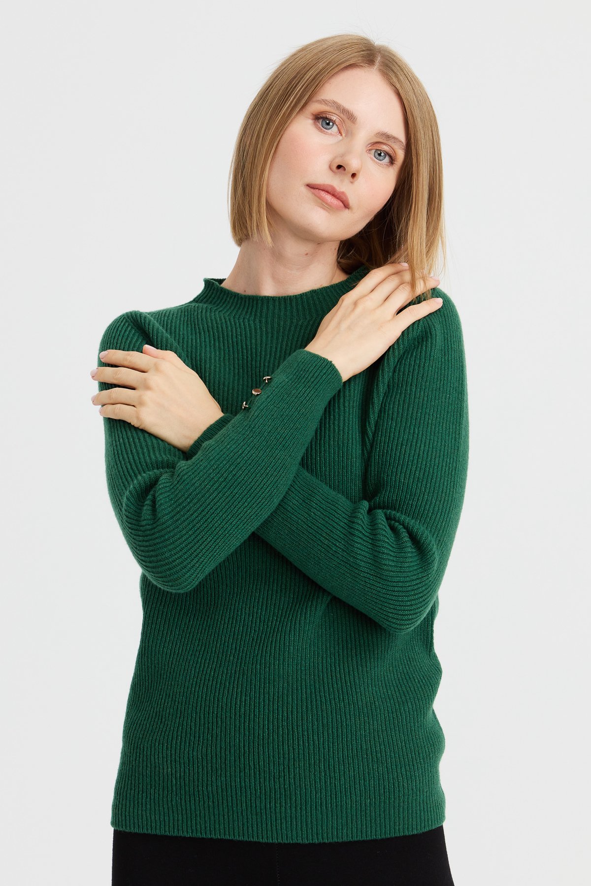 23158Kadın Sıfır Yaka Kol Ucu Düğmeli Yün Kazak A.Ö.Başı