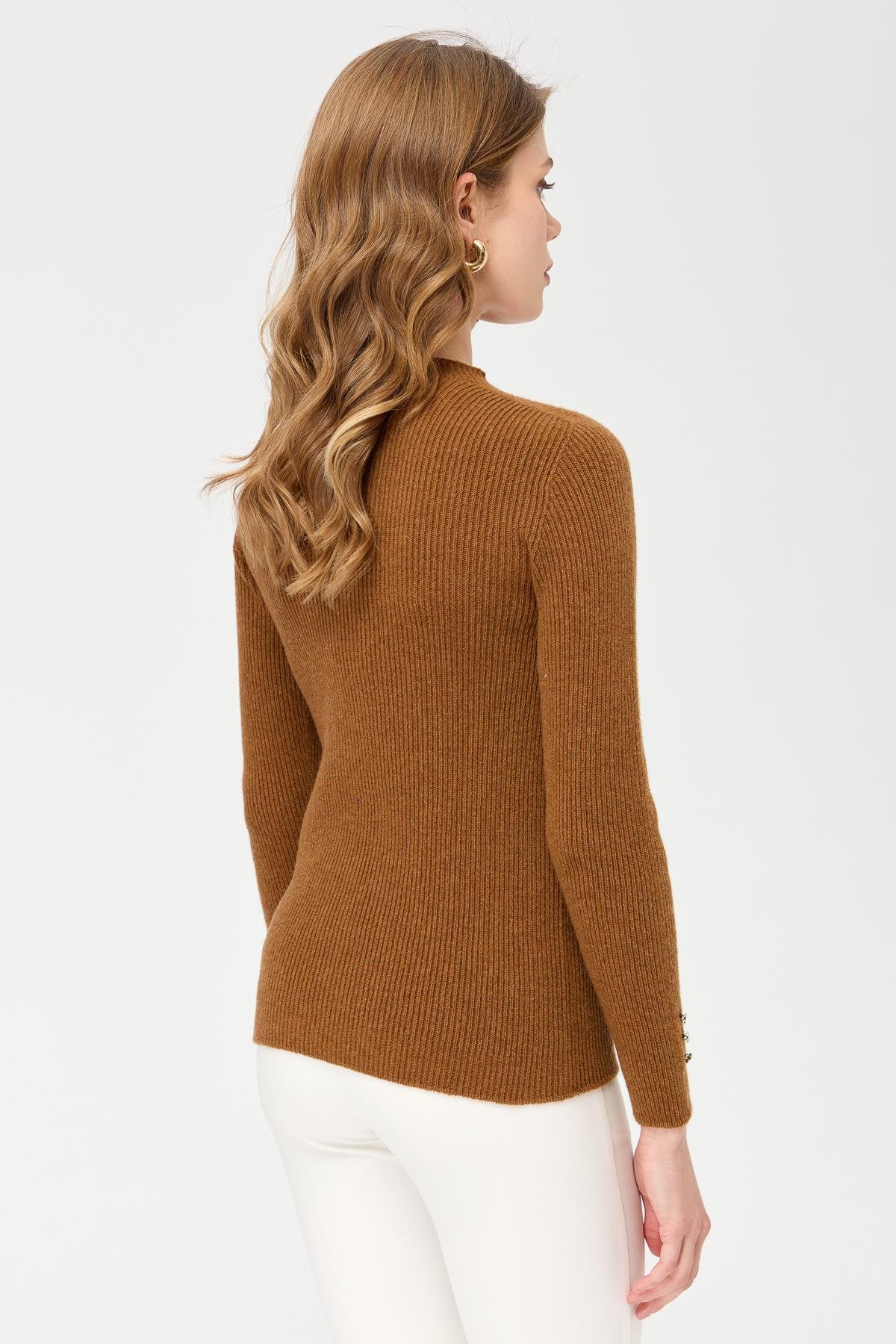 23158Kadın Sıfır Yaka Kol Ucu Düğmeli Yün Kazak K.taba