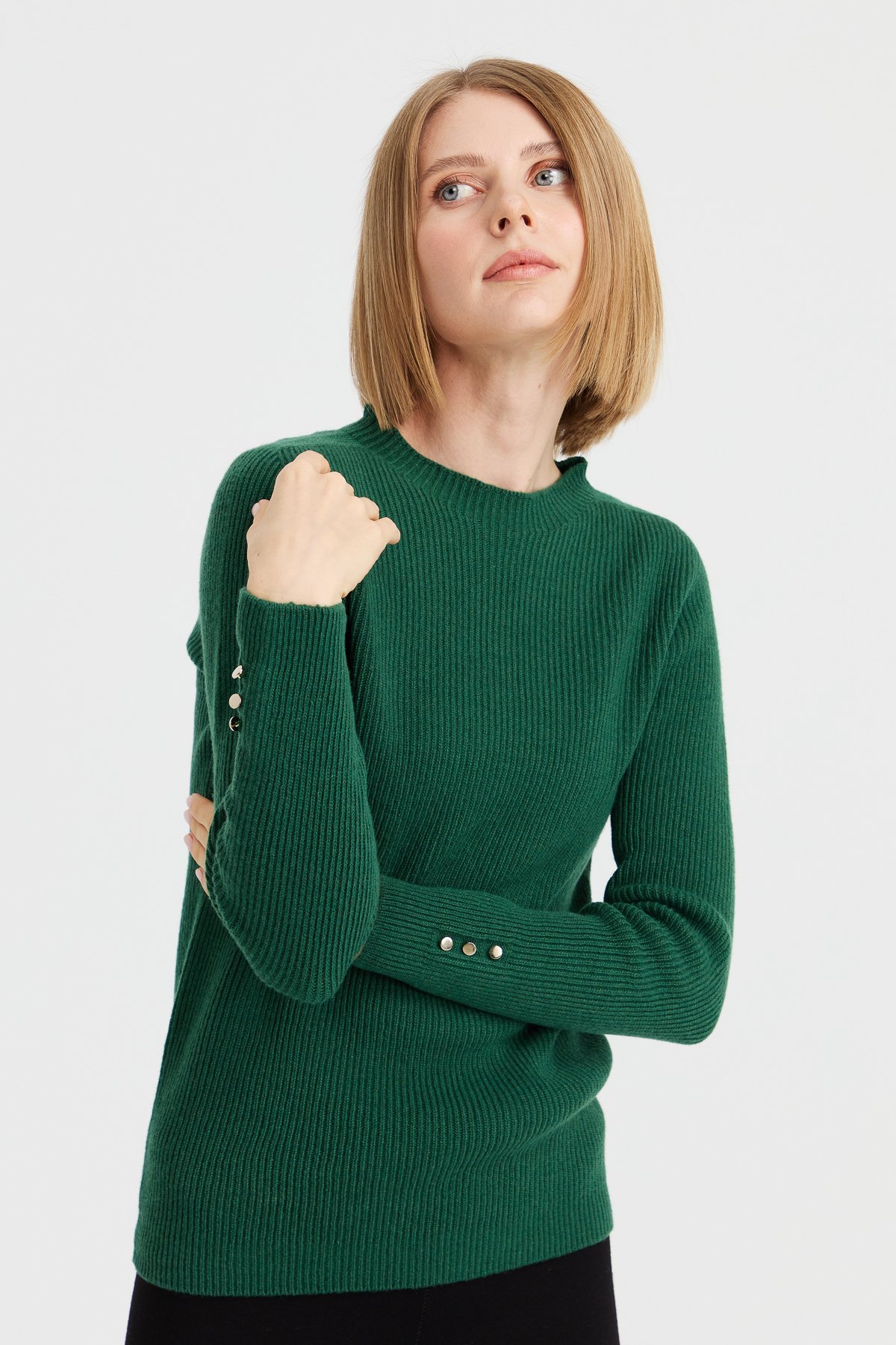 23158Kadın Sıfır Yaka Kol Ucu Düğmeli Yün Kazak A.Ö.Başı