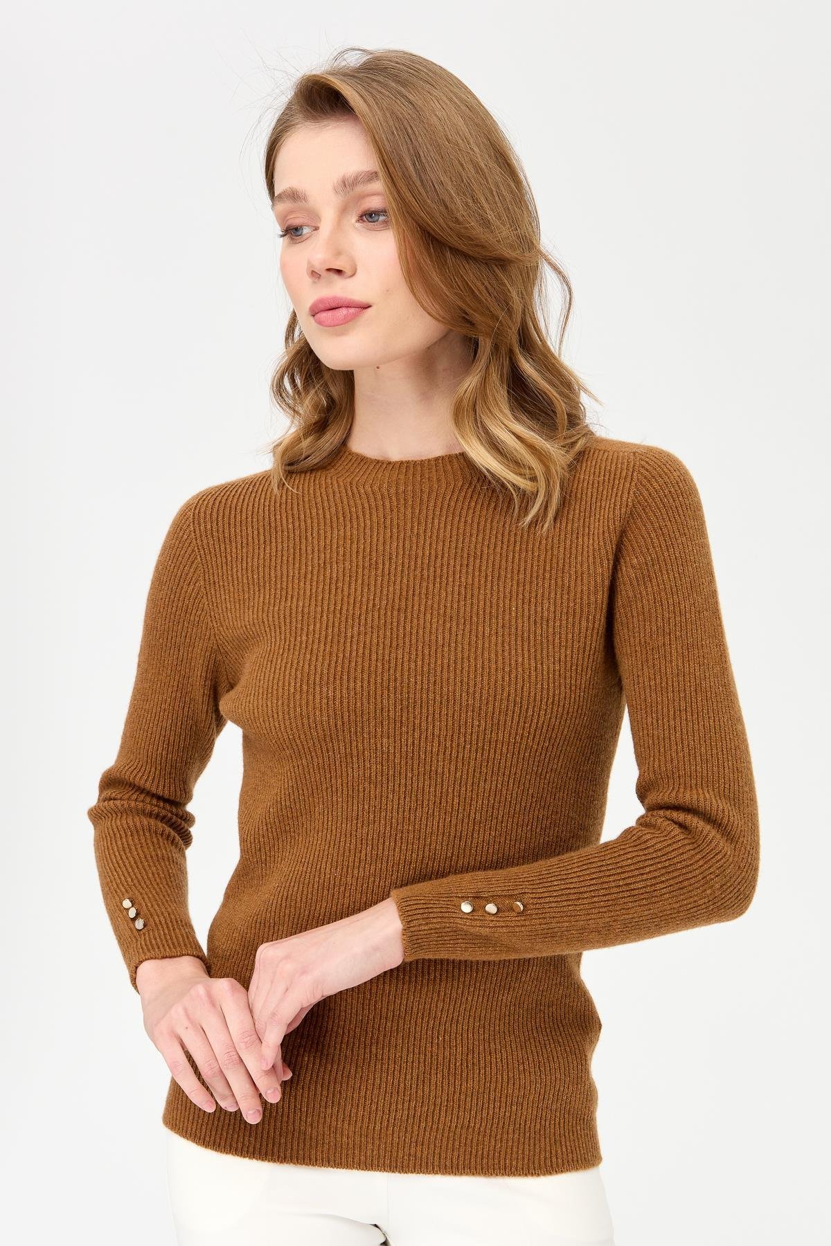 23158Kadın Sıfır Yaka Kol Ucu Düğmeli Yün Kazak K.taba