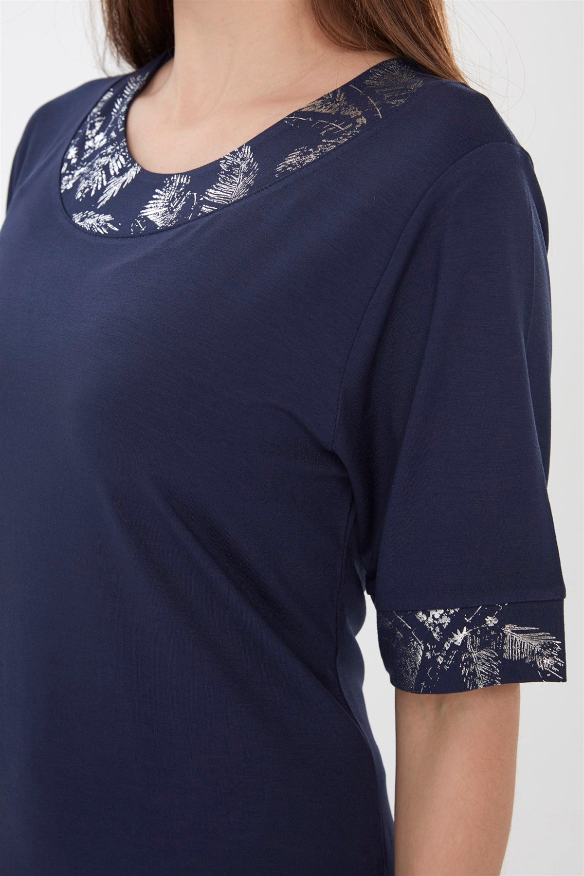 22756Kadın Sıfır Yaka Kolları ve Yakası Desenli Penye Elbise Lacivert