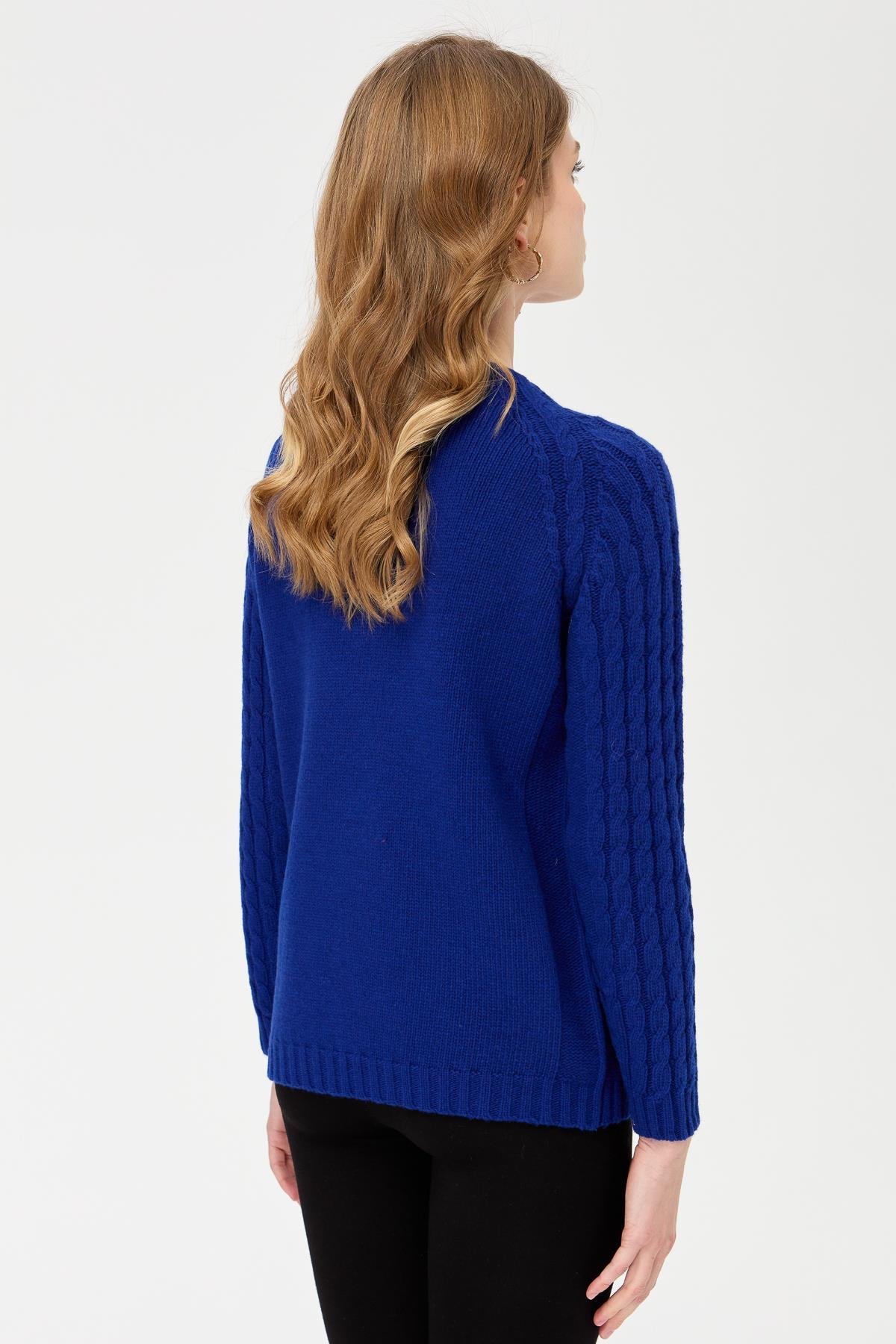 23201Kadın Sıfır Yaka Kolu Saç Örgü Yün Kazak K.S.Mavi