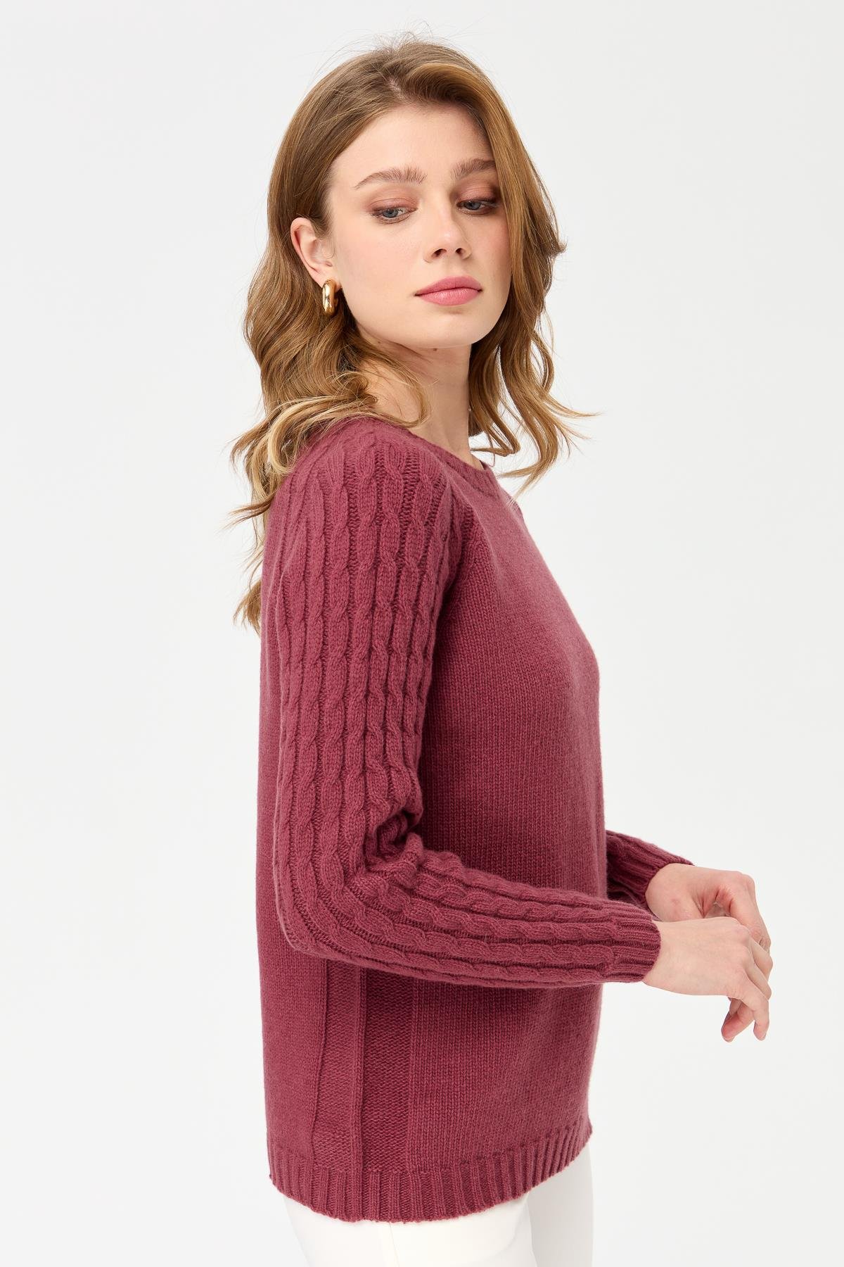 23201Kadın Sıfır Yaka Kolu Saç Örgü Yün Kazak K.G.Kurusu