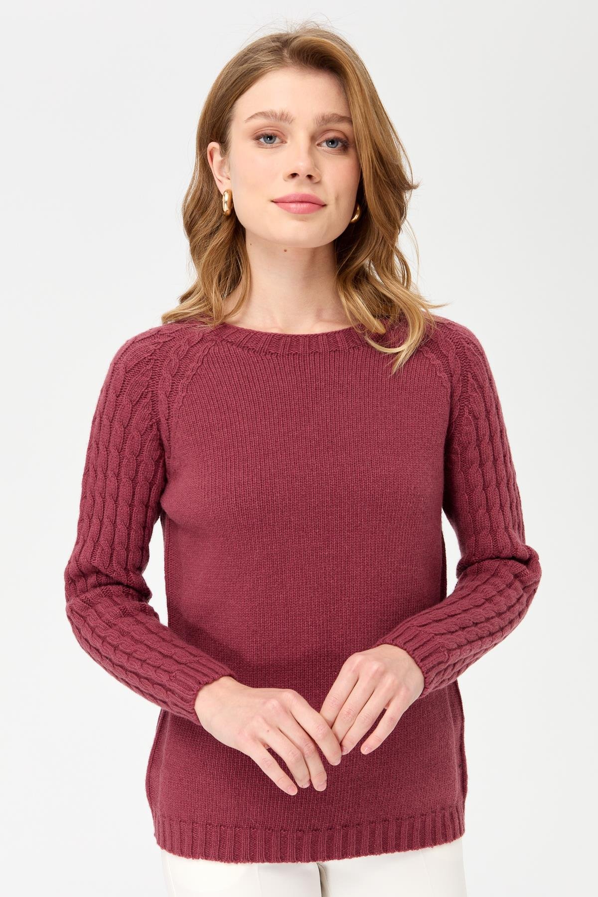 23201Kadın Sıfır Yaka Kolu Saç Örgü Yün Kazak K.G.Kurusu