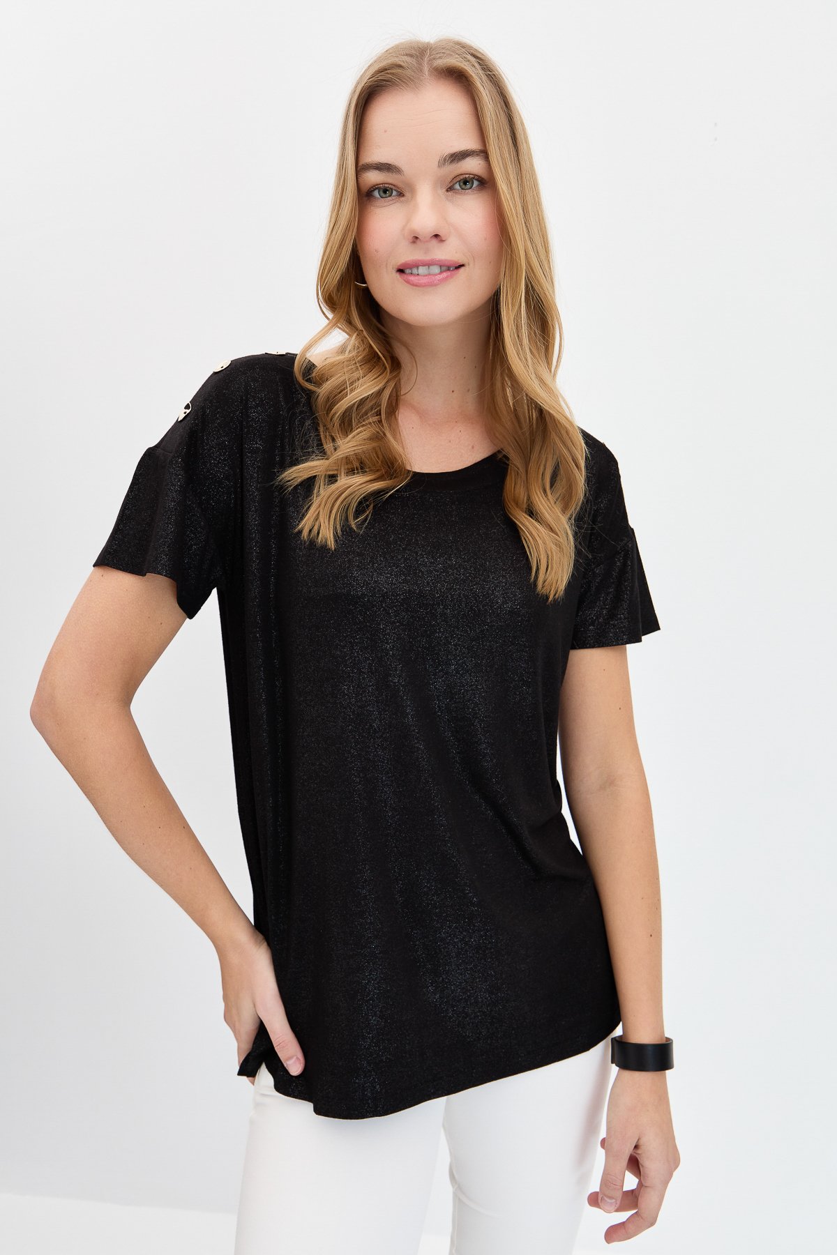 KMY24028Kadın Sıfır Yaka Omuzları Düğmeli Tshirt Siyah