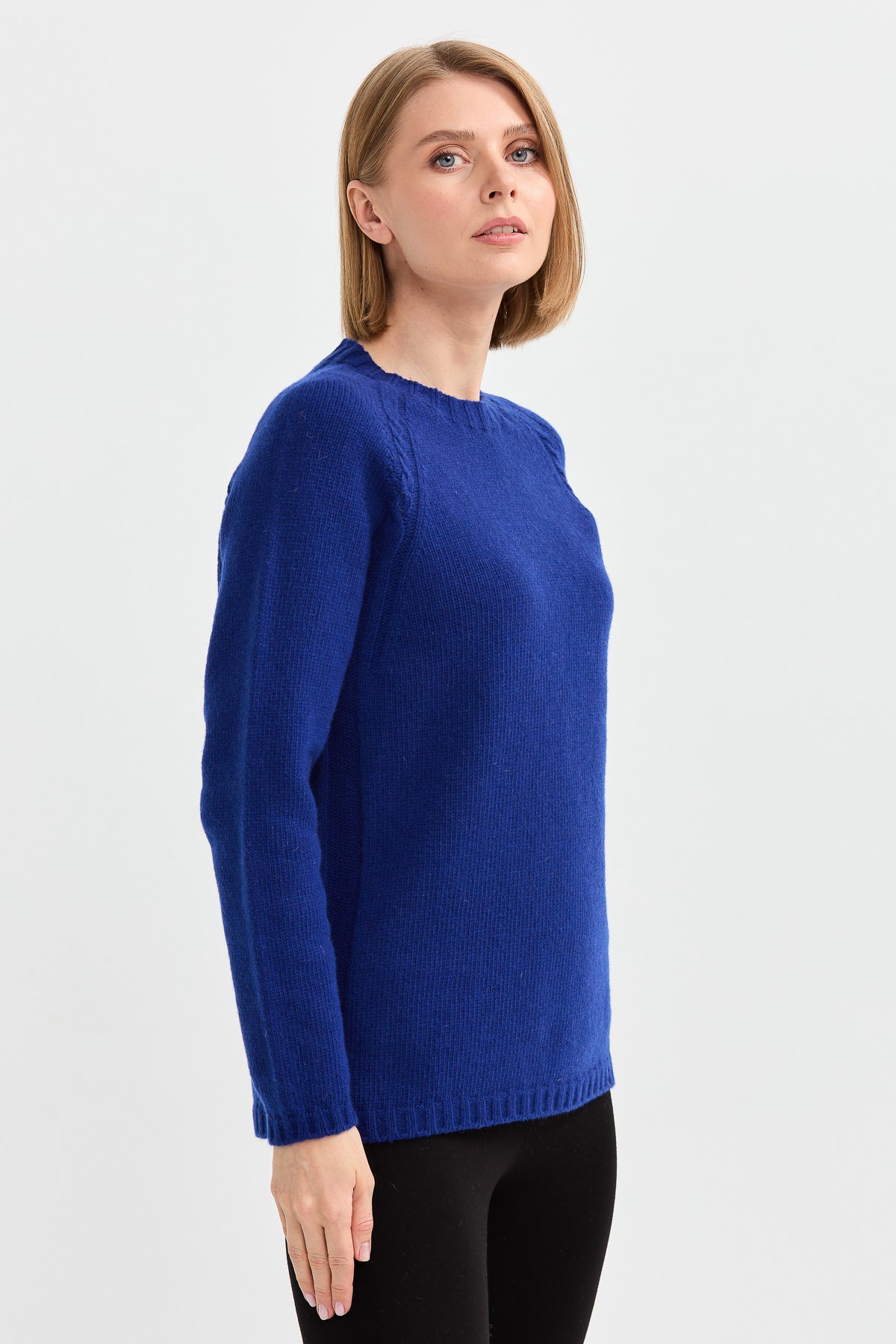 22096Kadın Sıfır Yaka Omzu Saç Örgülü Yün Kazak S.Mavi