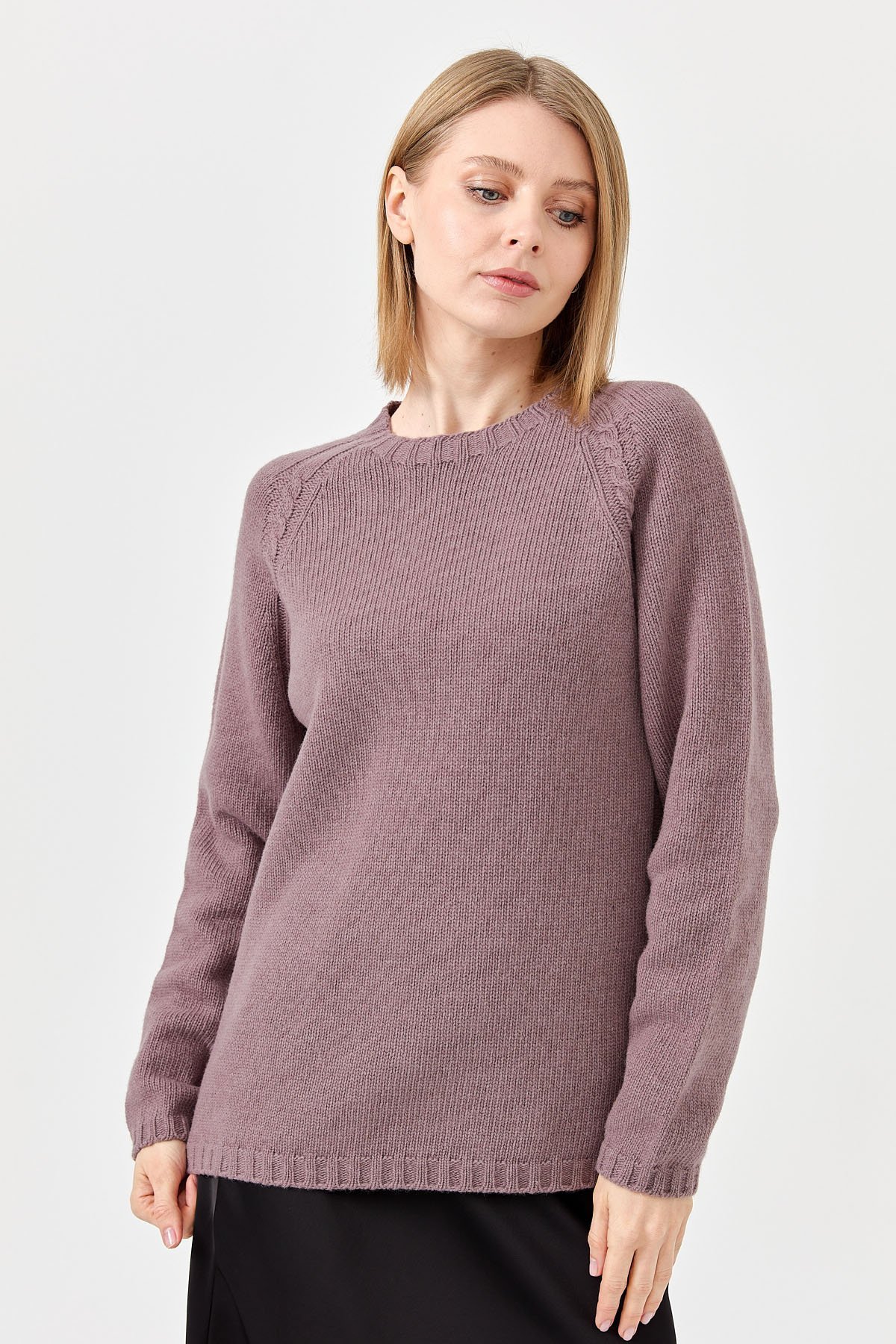 22096Kadın Sıfır Yaka Omzu Saç Örgülü Yün Kazak K.G Kurusu