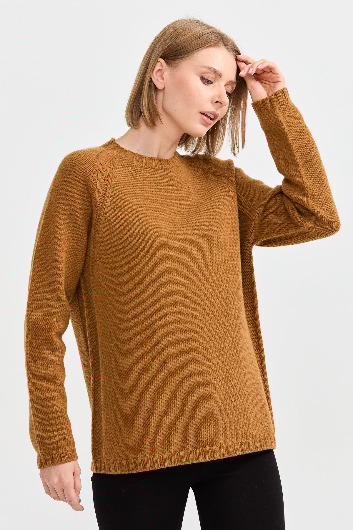 22096Kadın Sıfır Yaka Omzu Saç Örgülü Yün Kazak Taba