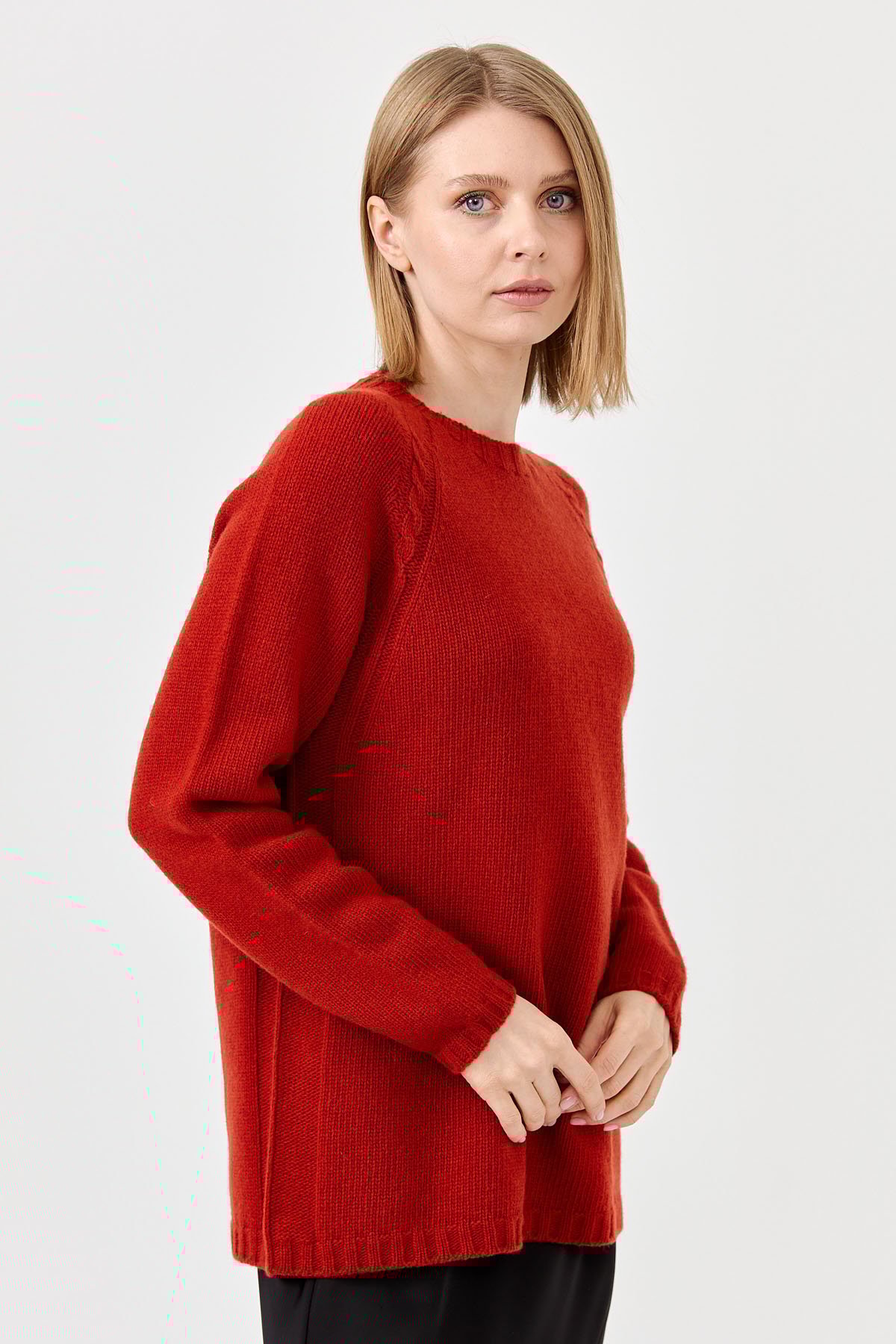 22096Kadın Sıfır Yaka Omzu Saç Örgülü Yün Kazak K.Kiremit