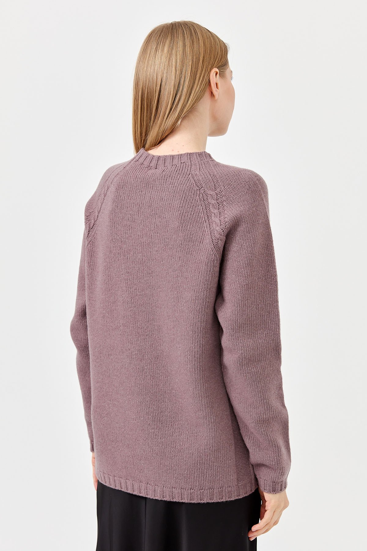 22096Kadın Sıfır Yaka Omzu Saç Örgülü Yün Kazak K.G Kurusu