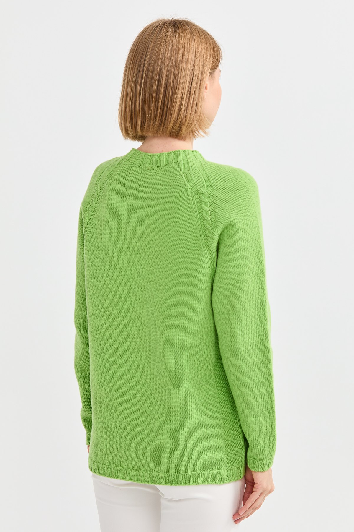 22096Kadın Sıfır Yaka Omzu Saç Örgülü Yün Kazak A.E.Yeşili