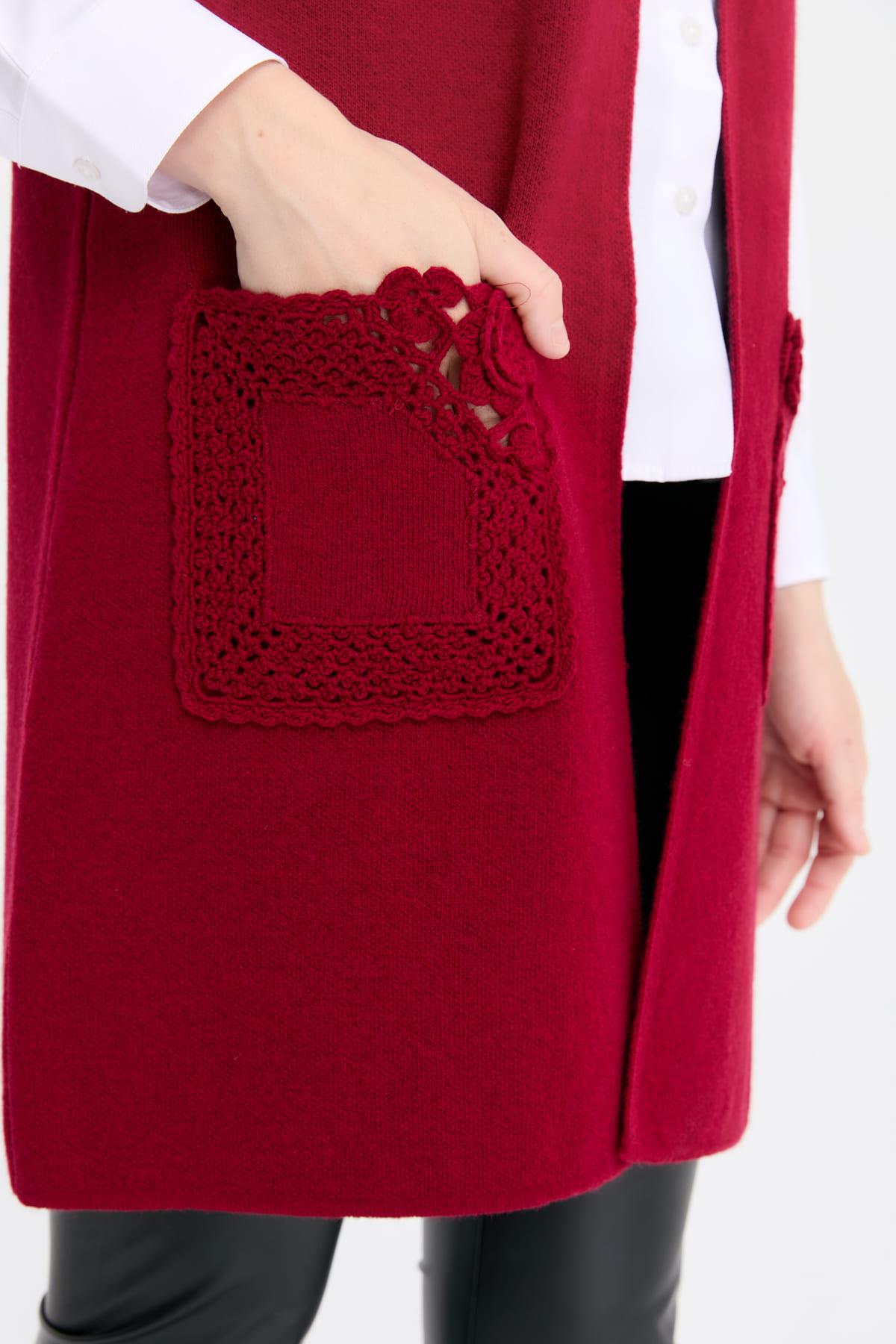 24016Kadın Sıfır Yaka Önü Açık Uzun Yün Yelek V.Çürüğü