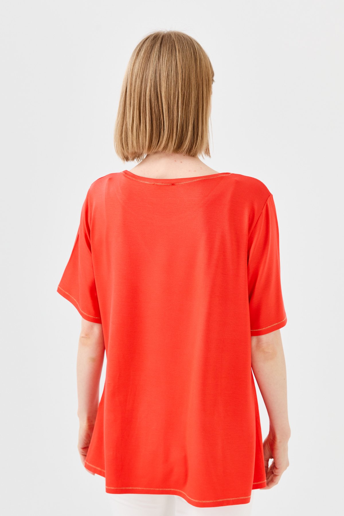 23783Kadın Sıfır Yaka Önü Ahşap Düğmeli Penye T-shirt Oranj