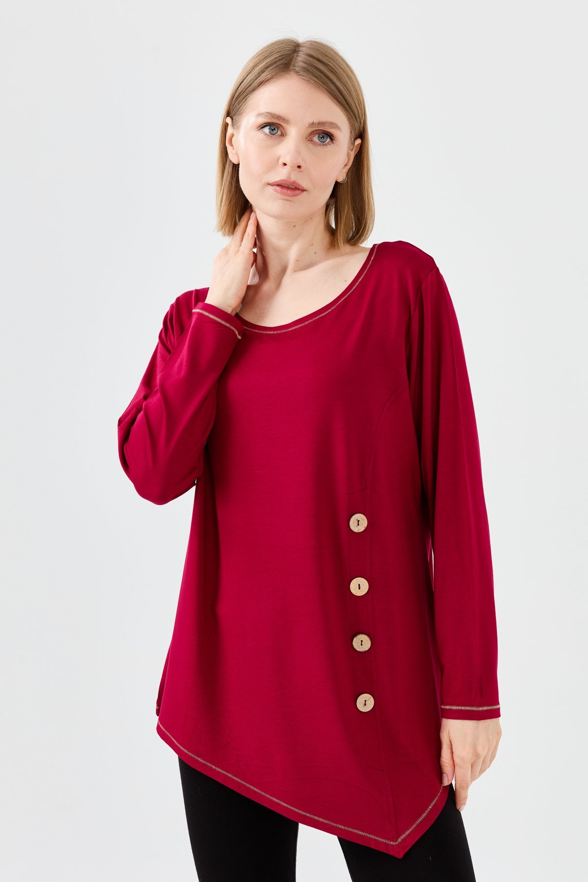23784Kadın Sıfır Yaka Önü Ahşap Düğmeli Penye Bluz Bordo