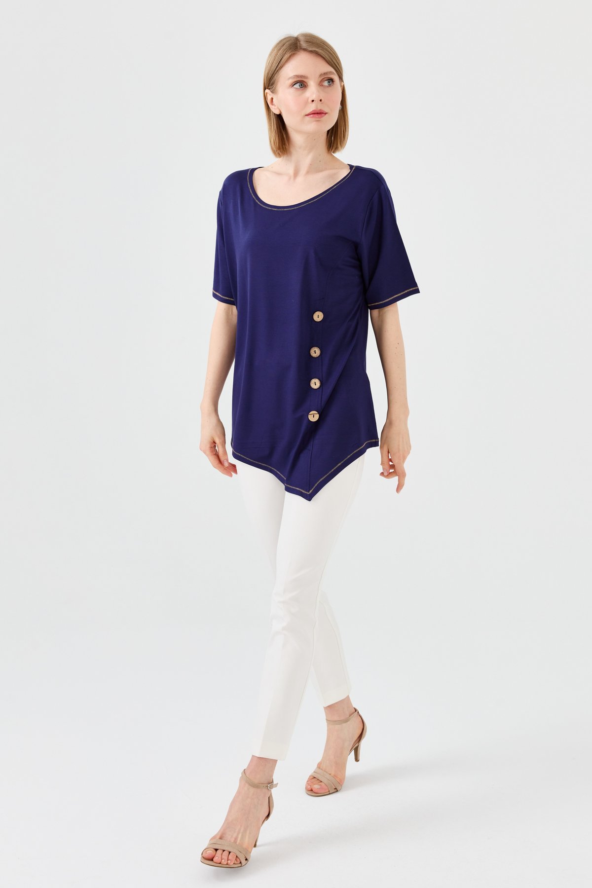 23783Kadın Sıfır Yaka Önü Ahşap Düğmeli Penye T-shirt Lacivert
