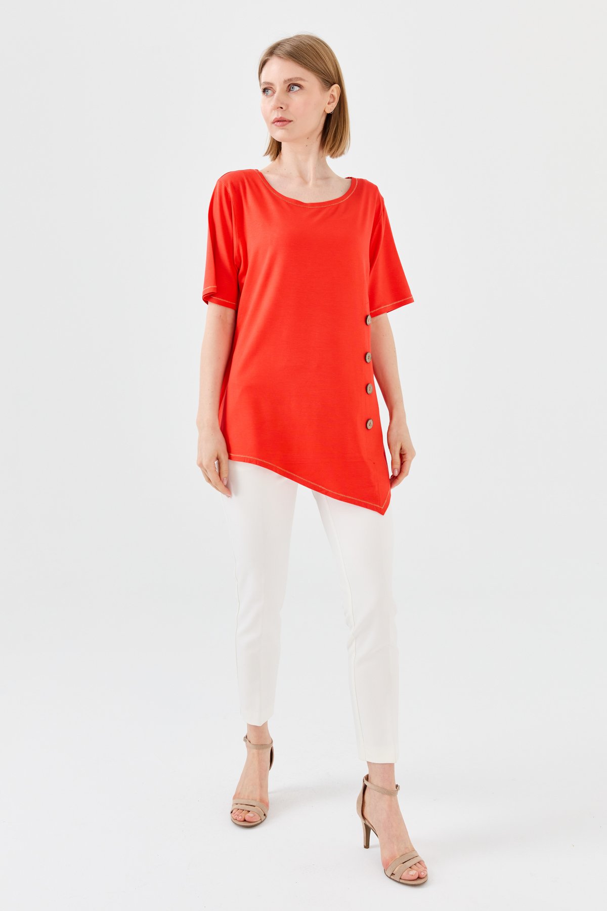 23783Kadın Sıfır Yaka Önü Ahşap Düğmeli Penye T-shirt Oranj