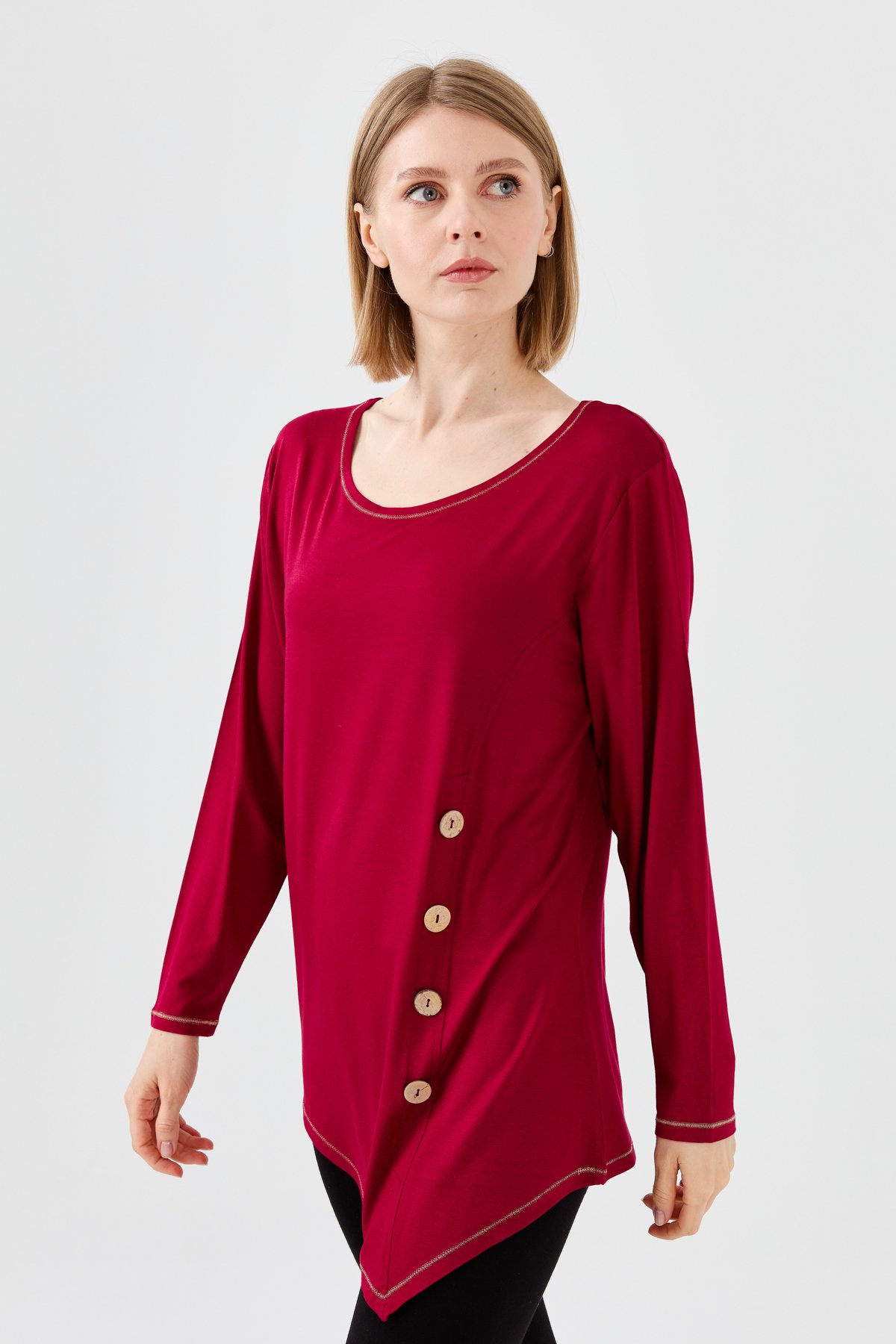 23784Kadın Sıfır Yaka Önü Ahşap Düğmeli Penye Bluz Bordo
