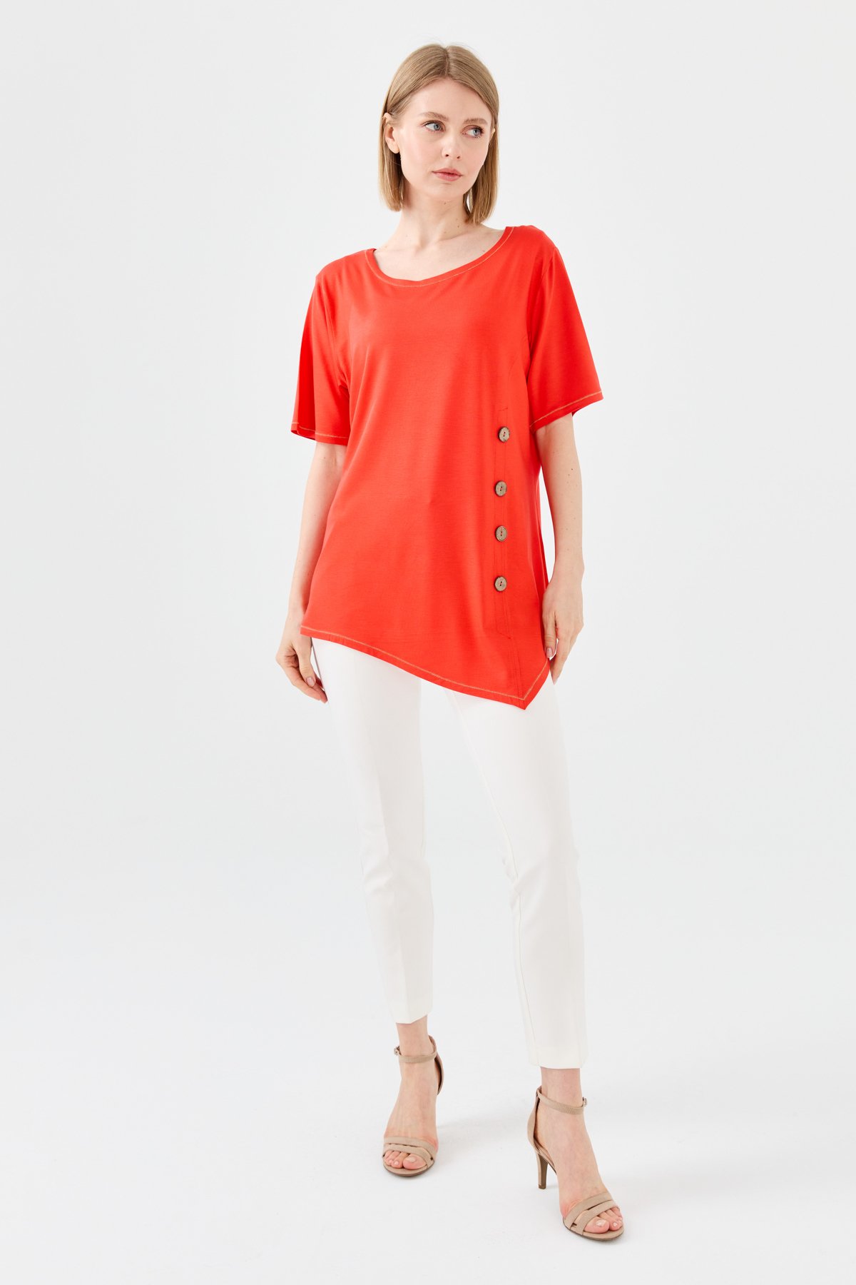 23783Kadın Sıfır Yaka Önü Ahşap Düğmeli Penye T-shirt Oranj