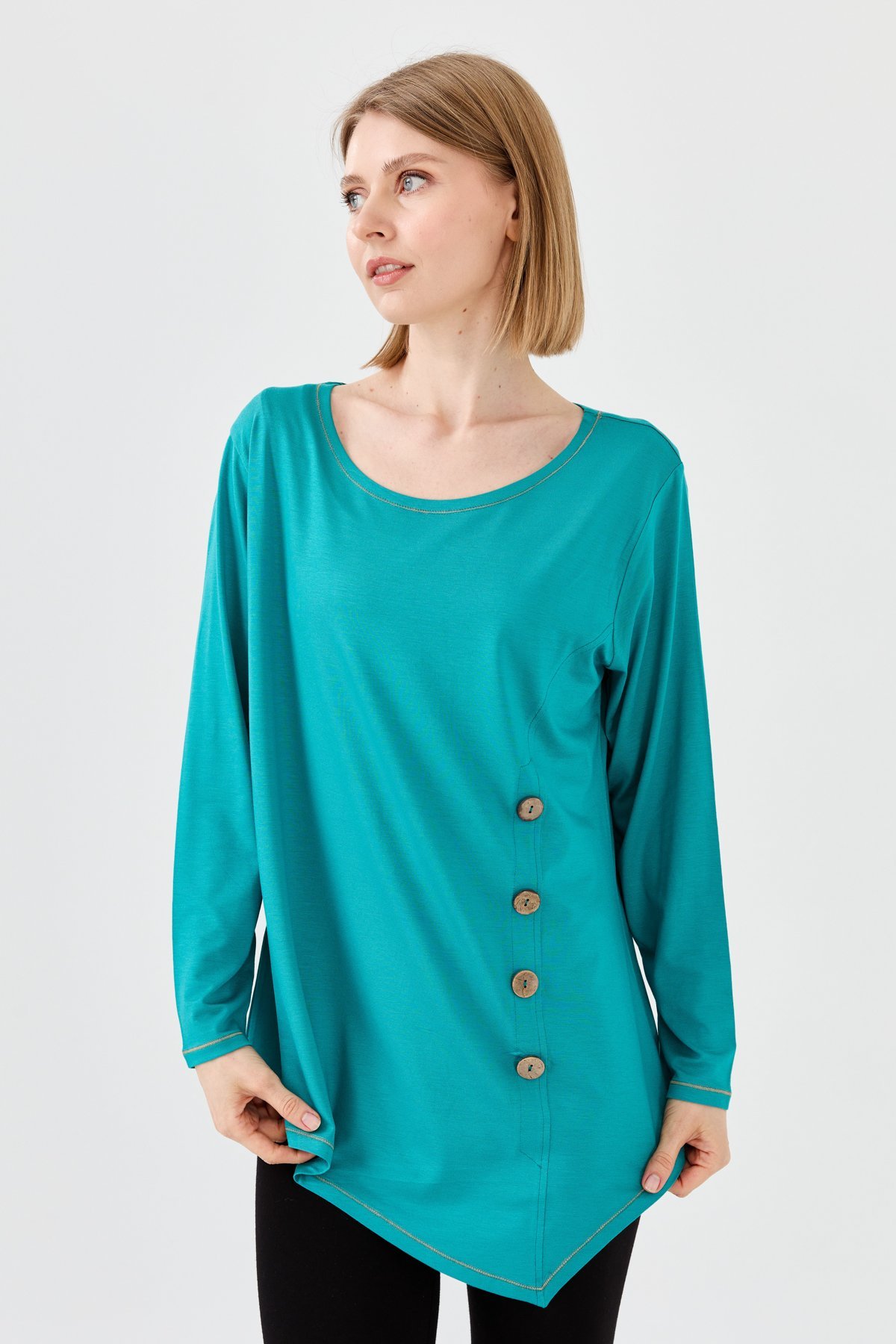 23784Kadın Sıfır Yaka Önü Ahşap Düğmeli Penye Bluz Yeşil