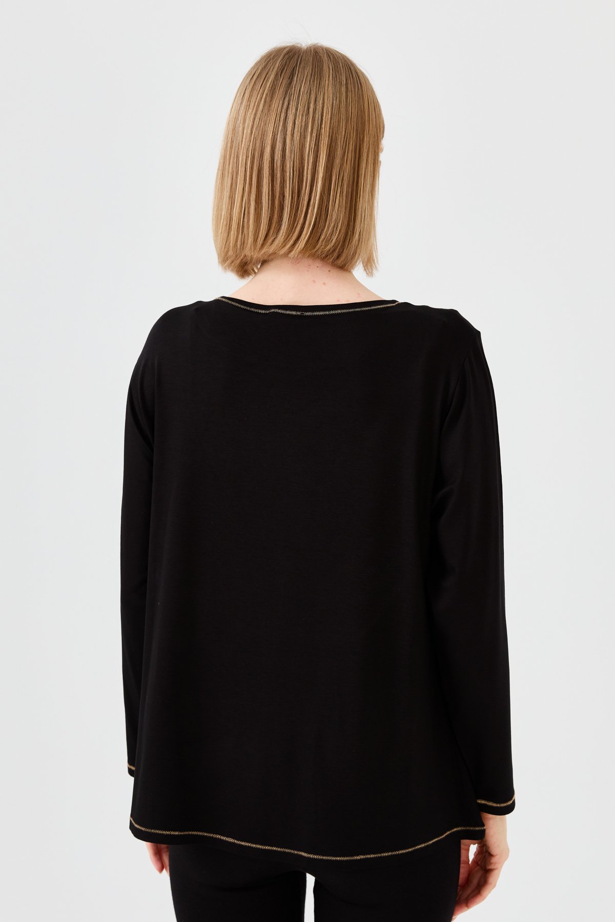 23784Kadın Sıfır Yaka Önü Ahşap Düğmeli Penye Bluz Siyah