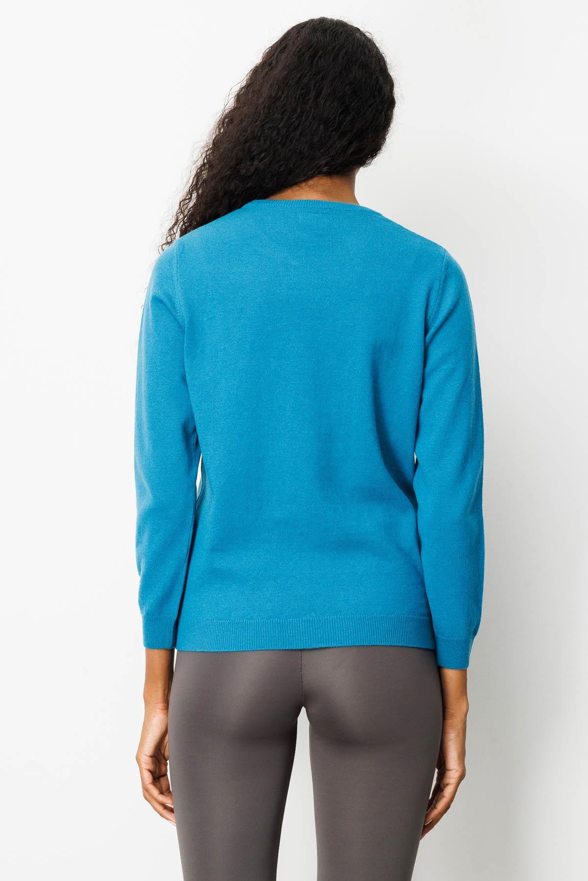 24035Kadın Sıfır Yaka Önü Baklavalı Yün Kazak A.Petrol