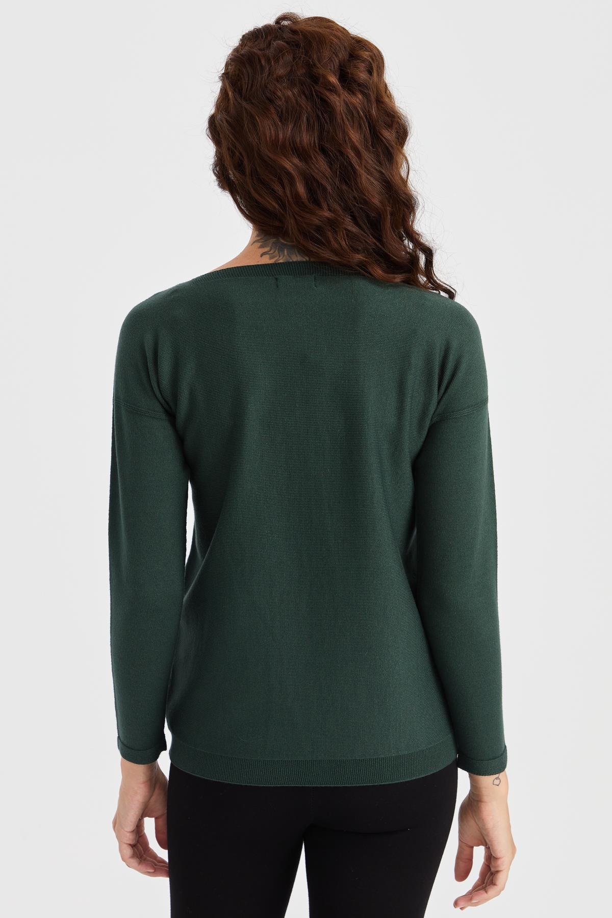 23155Kadın Sıfır Yaka Önü Baklava Örgü Kazak Yeşil