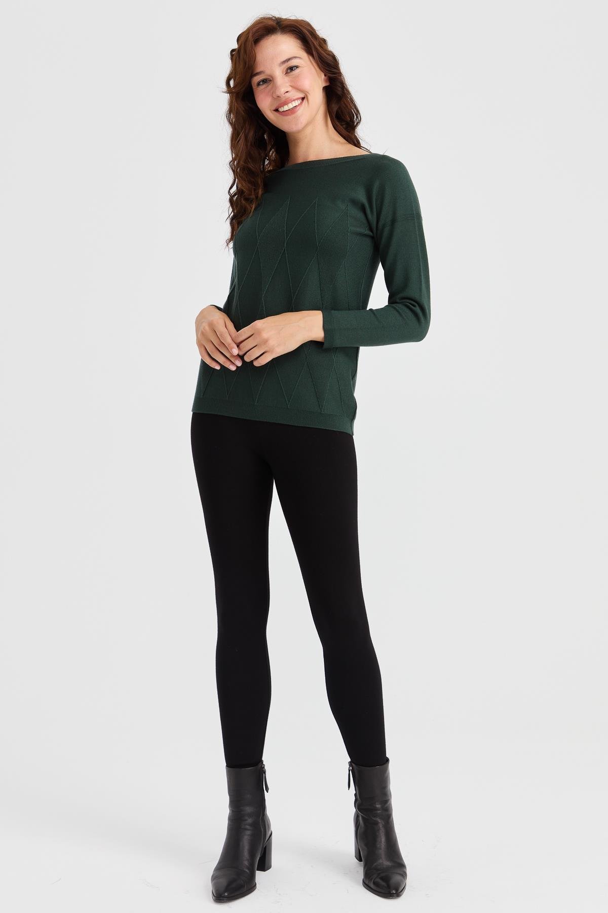 23155Kadın Sıfır Yaka Önü Baklava Örgü Kazak Yeşil