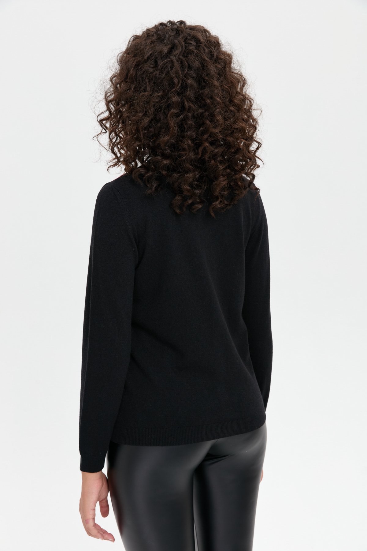 24039Kadın Sıfır Yaka Önü Baklavalı Yün Hırka Siyah