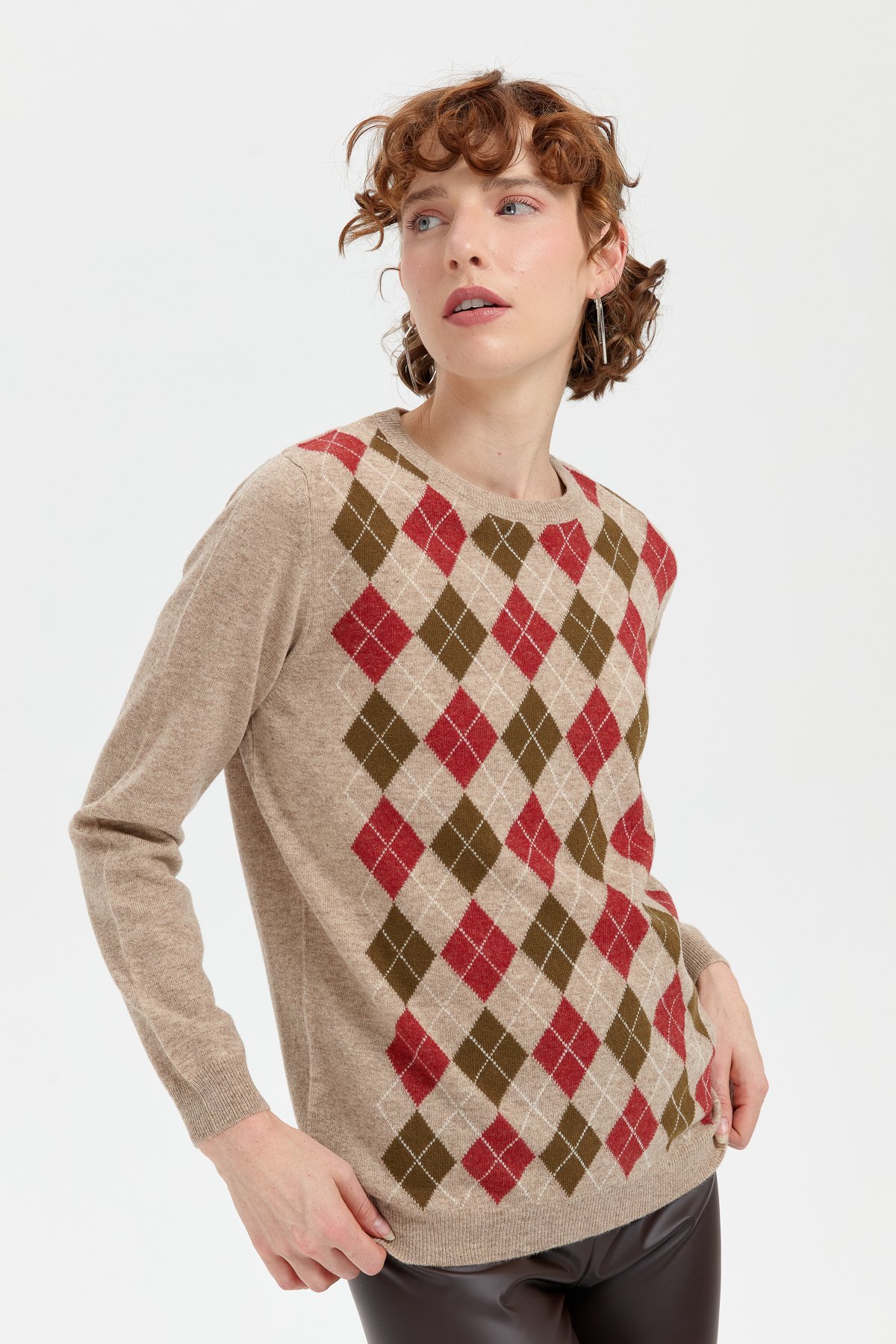 24035Kadın Sıfır Yaka Önü Baklavalı Yün Kazak K.Bej