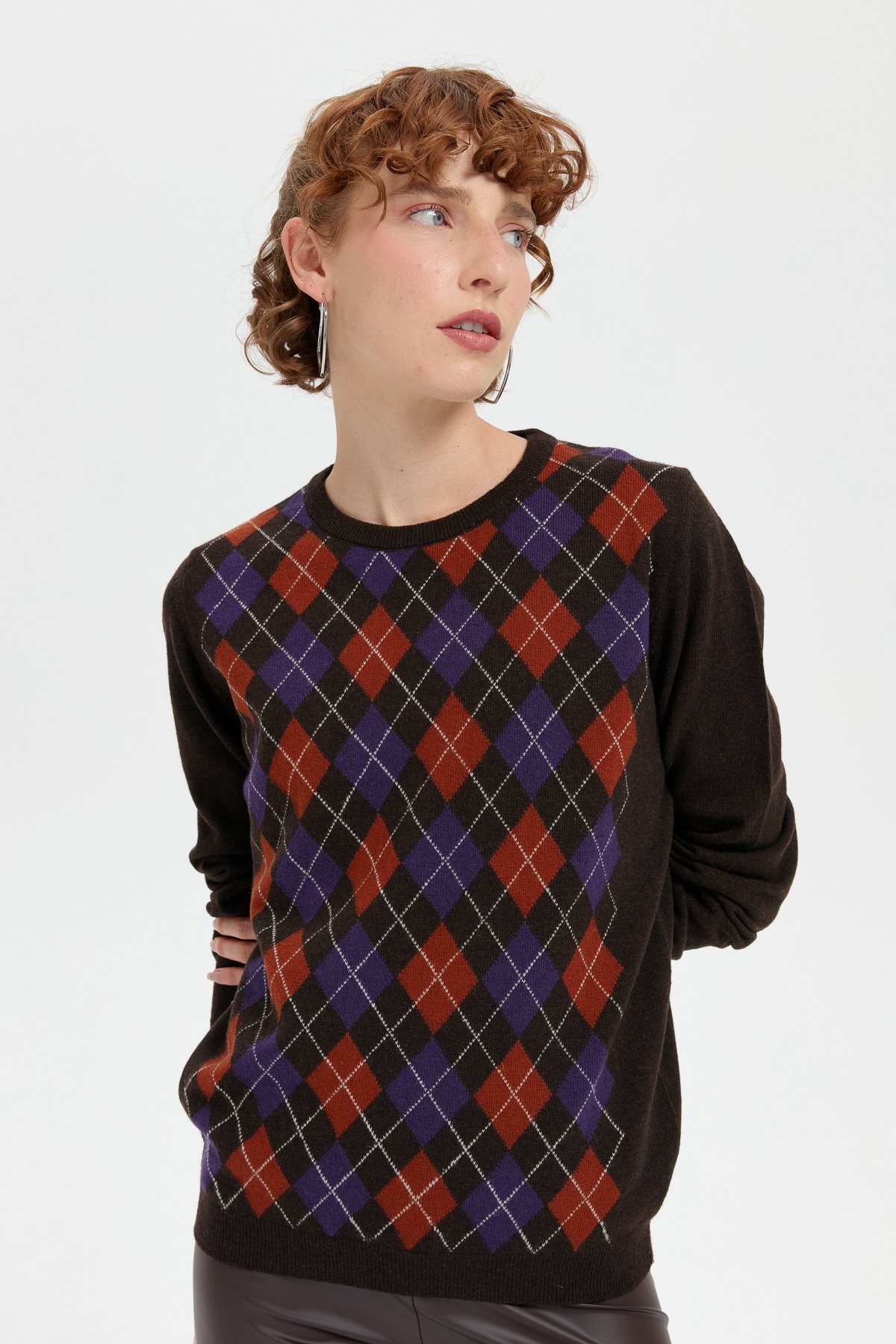 24035Kadın Sıfır Yaka Önü Baklavalı Yün Kazak K.Kahve