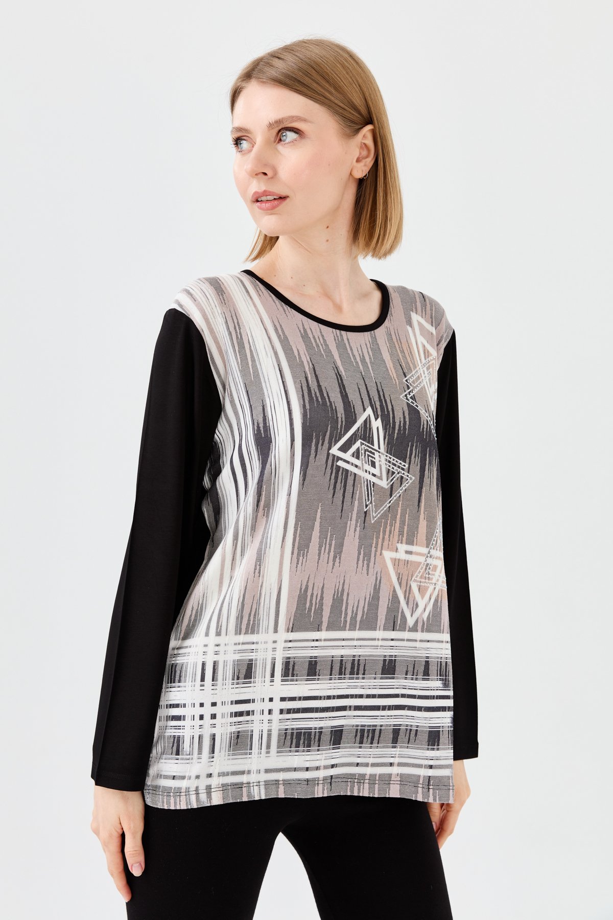 23763Kadın Sıfır Yaka Önü Baskılı Taşlı Penye Bluz Siyah