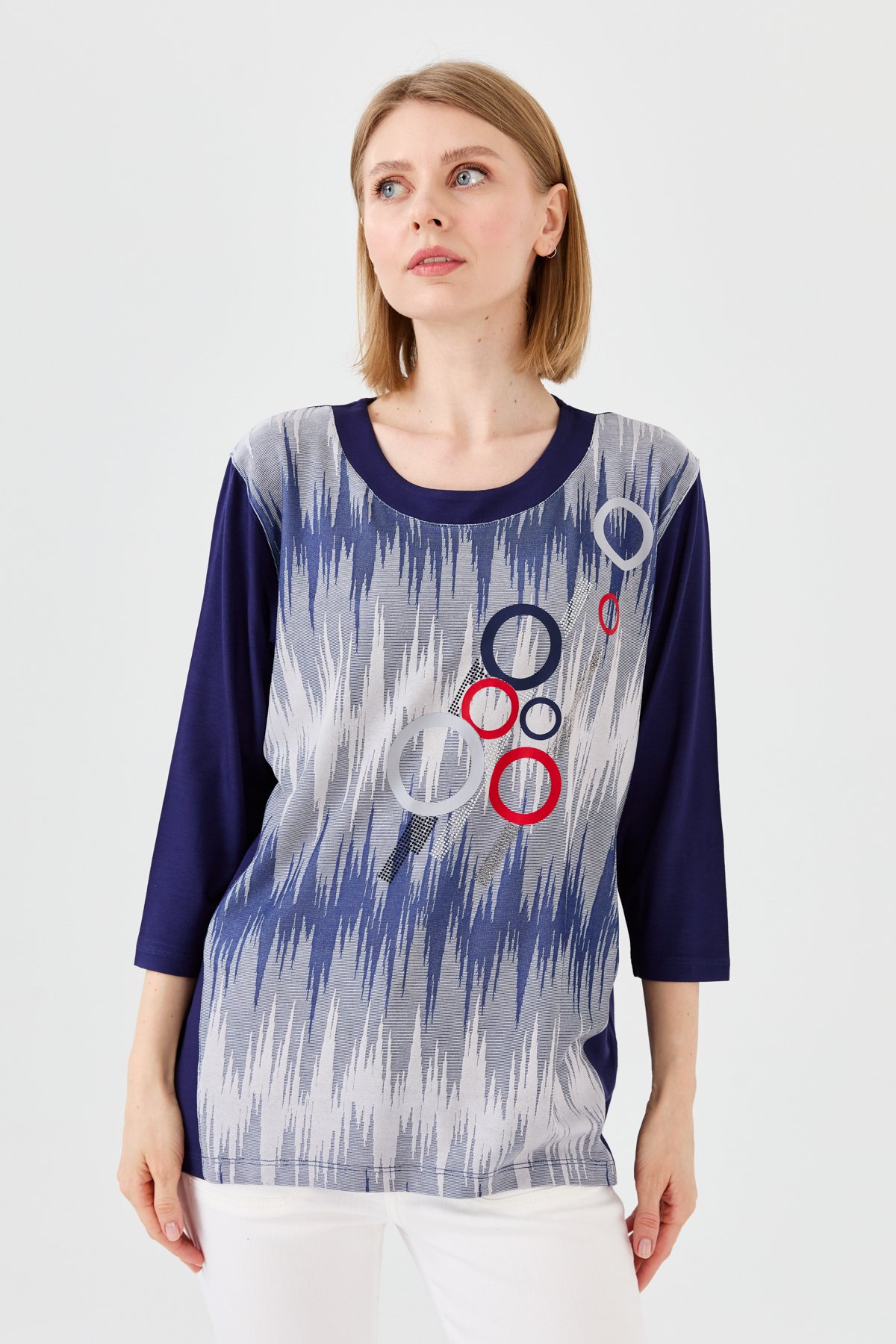 23759Kadın Sıfır Yaka Önü Desenli Penye Bluz Lacivert