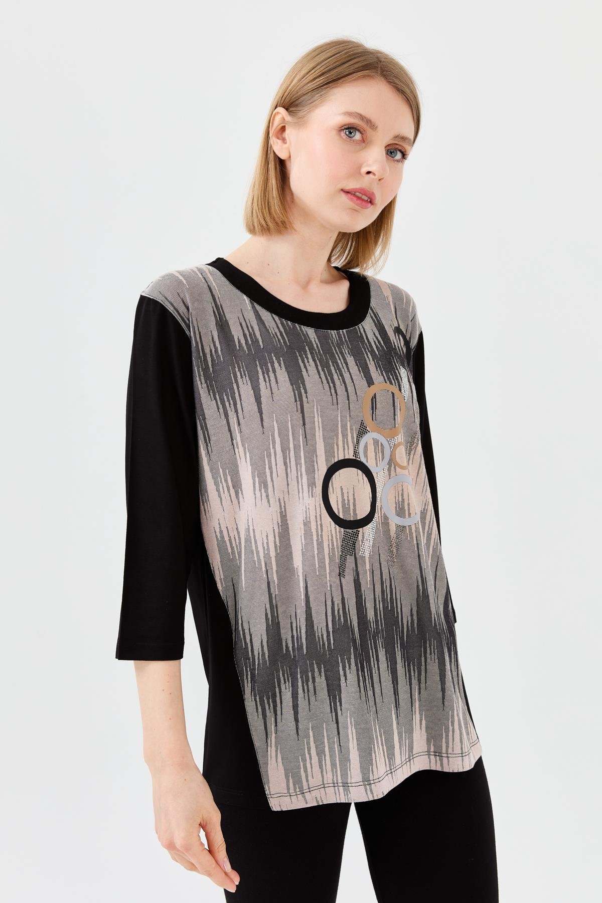 23759Kadın Sıfır Yaka Önü Desenli Penye Bluz Siyah