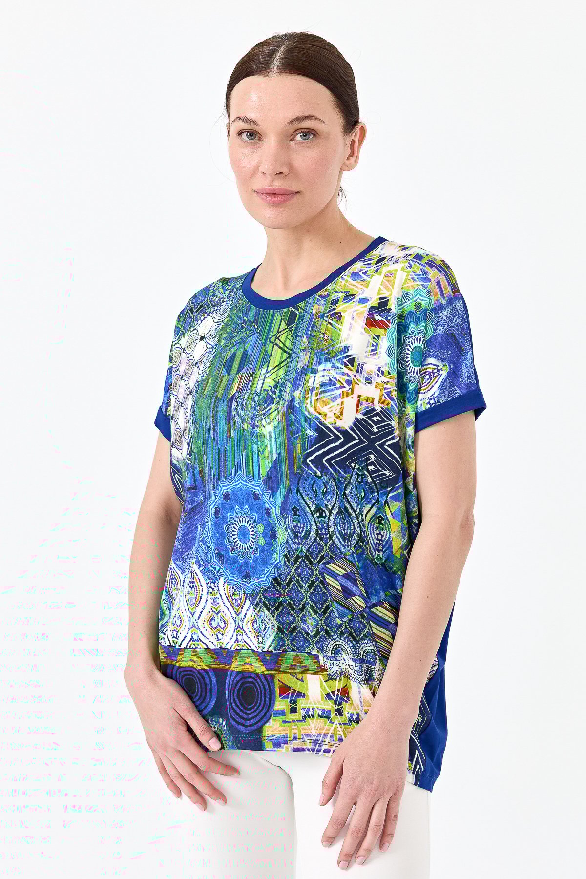 23712Kadın Sıfır Yaka Önü Desenli Penye T-shirt Saks