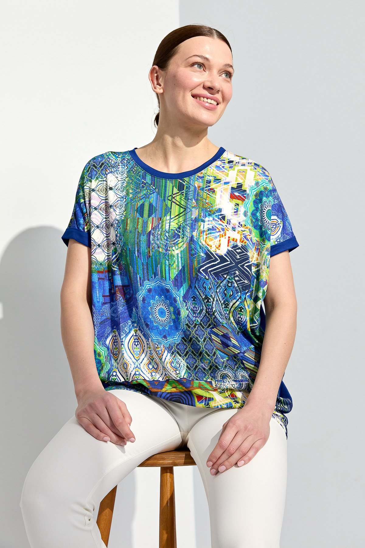 23712Kadın Sıfır Yaka Önü Desenli Penye T-shirt Saks