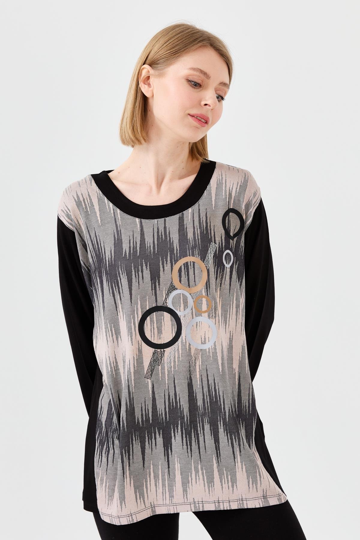 23760Kadın Sıfır Yaka Önü Desenli Uzun Kollu Penye Bluz Siyah