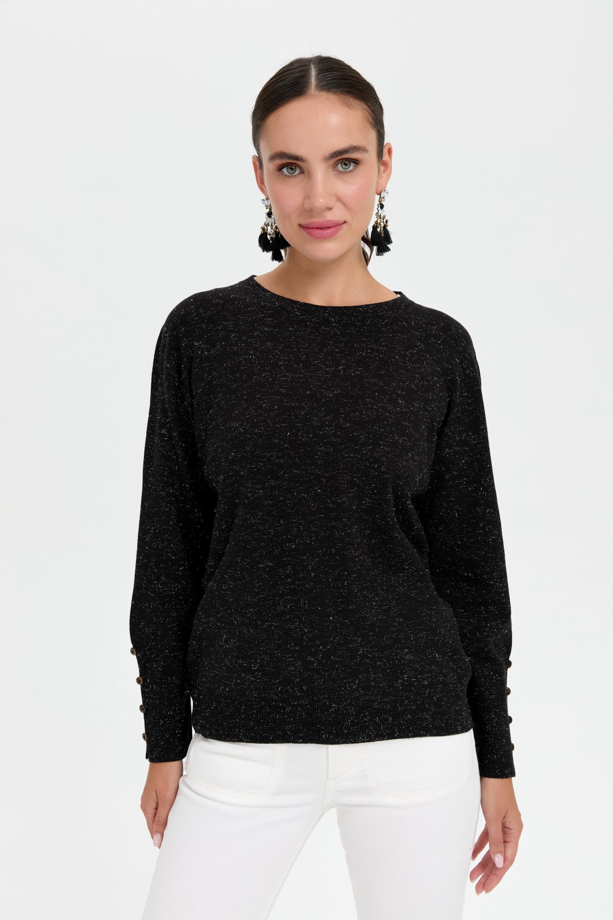 23331Kadın Sıfır Yaka Önü Kısa Arkası Uzun Kazak Siyah