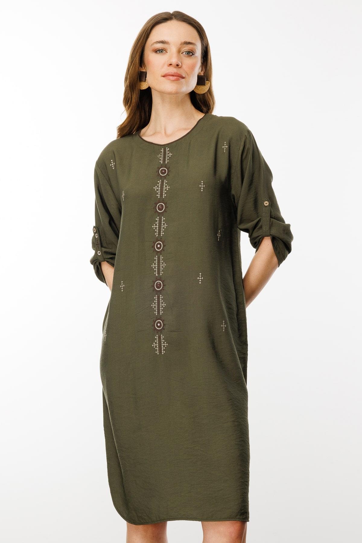 25774Kadın Sıfır Yaka Önü Nakışlı Elbise Haki