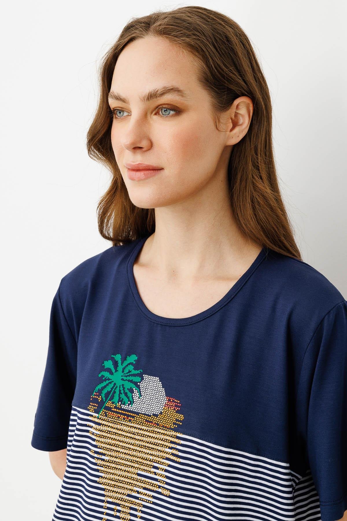 22778Women's Crew Neck Stone Embroidered T-shirt Navy Blue