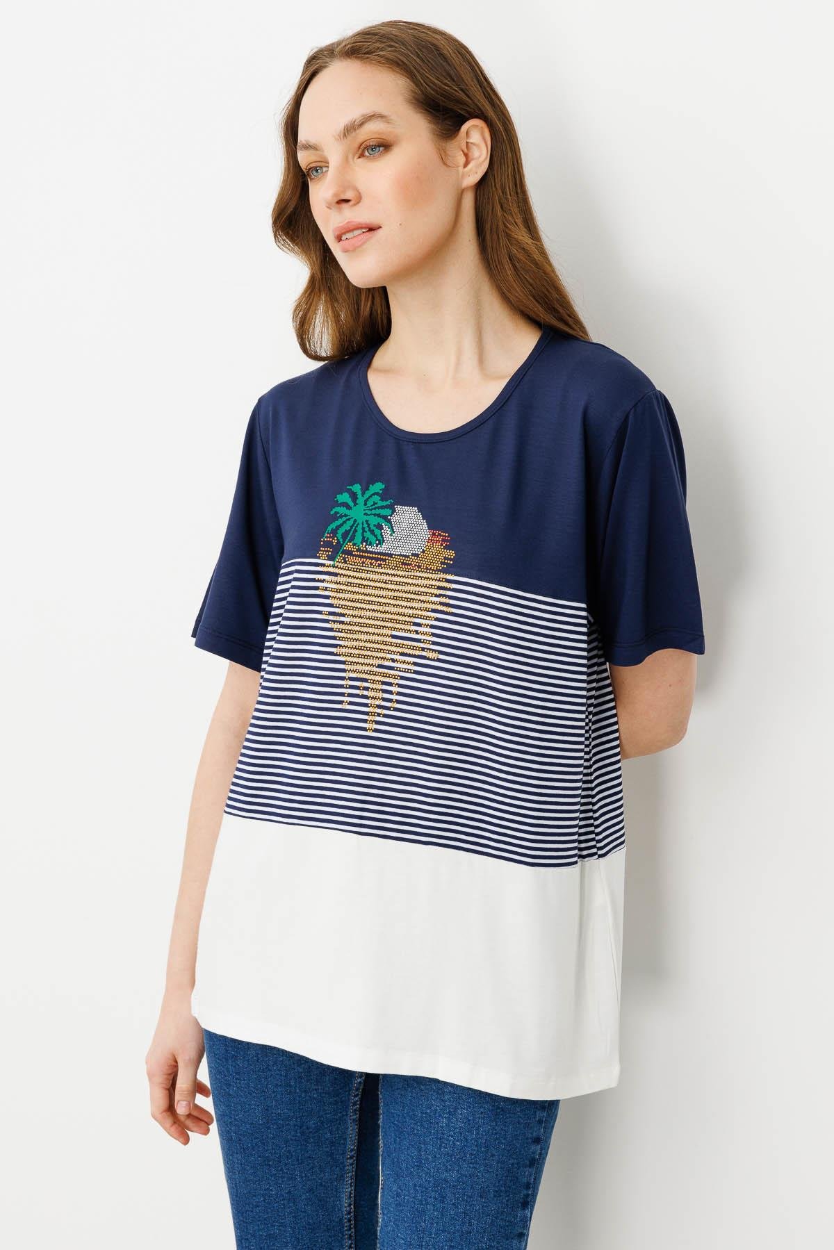 22778Women's Crew Neck Stone Embroidered T-shirt Navy Blue